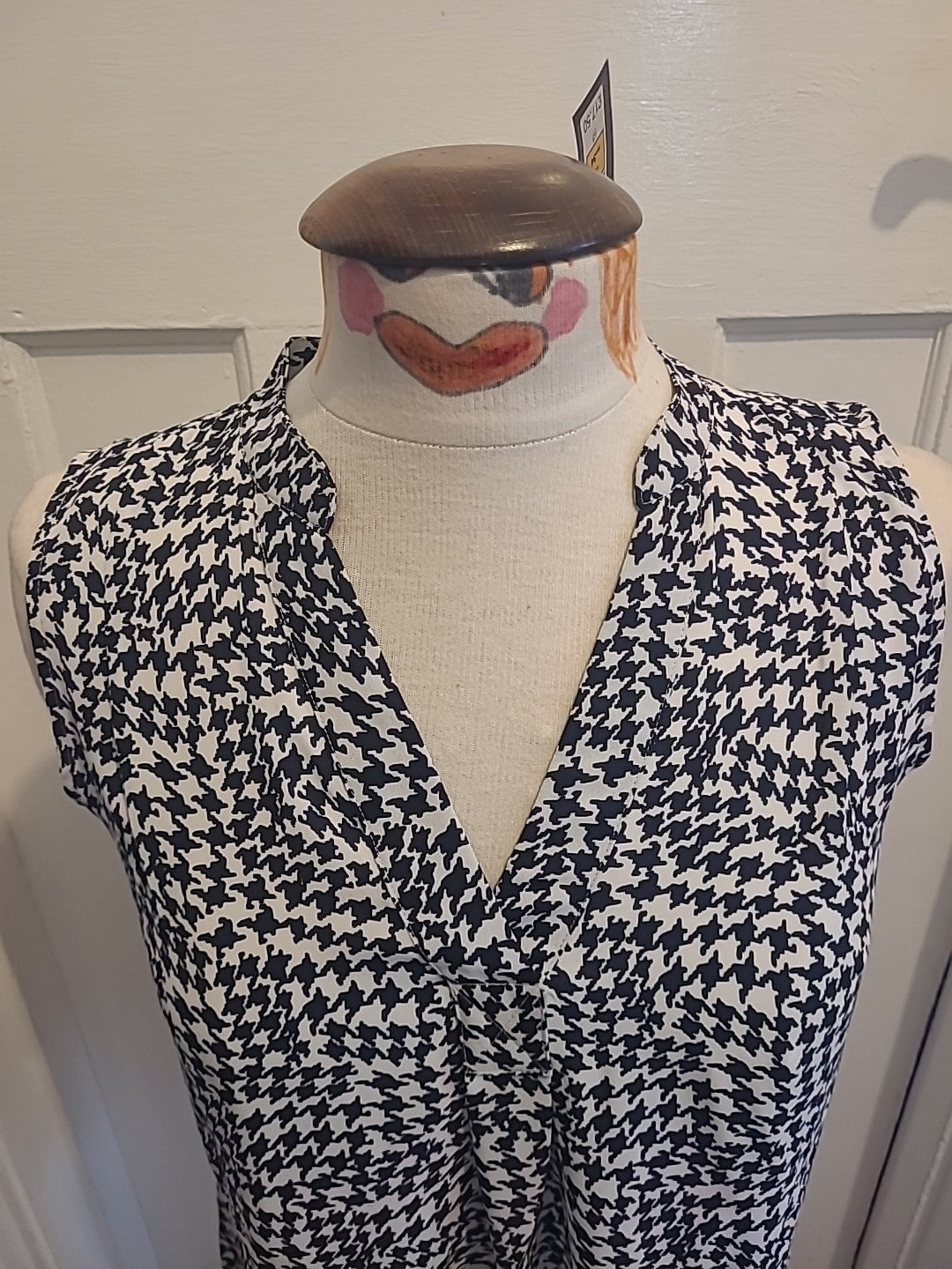 Brand New Ladies Marks And Spencer Size 6 Black White Patterned Sleeveless...