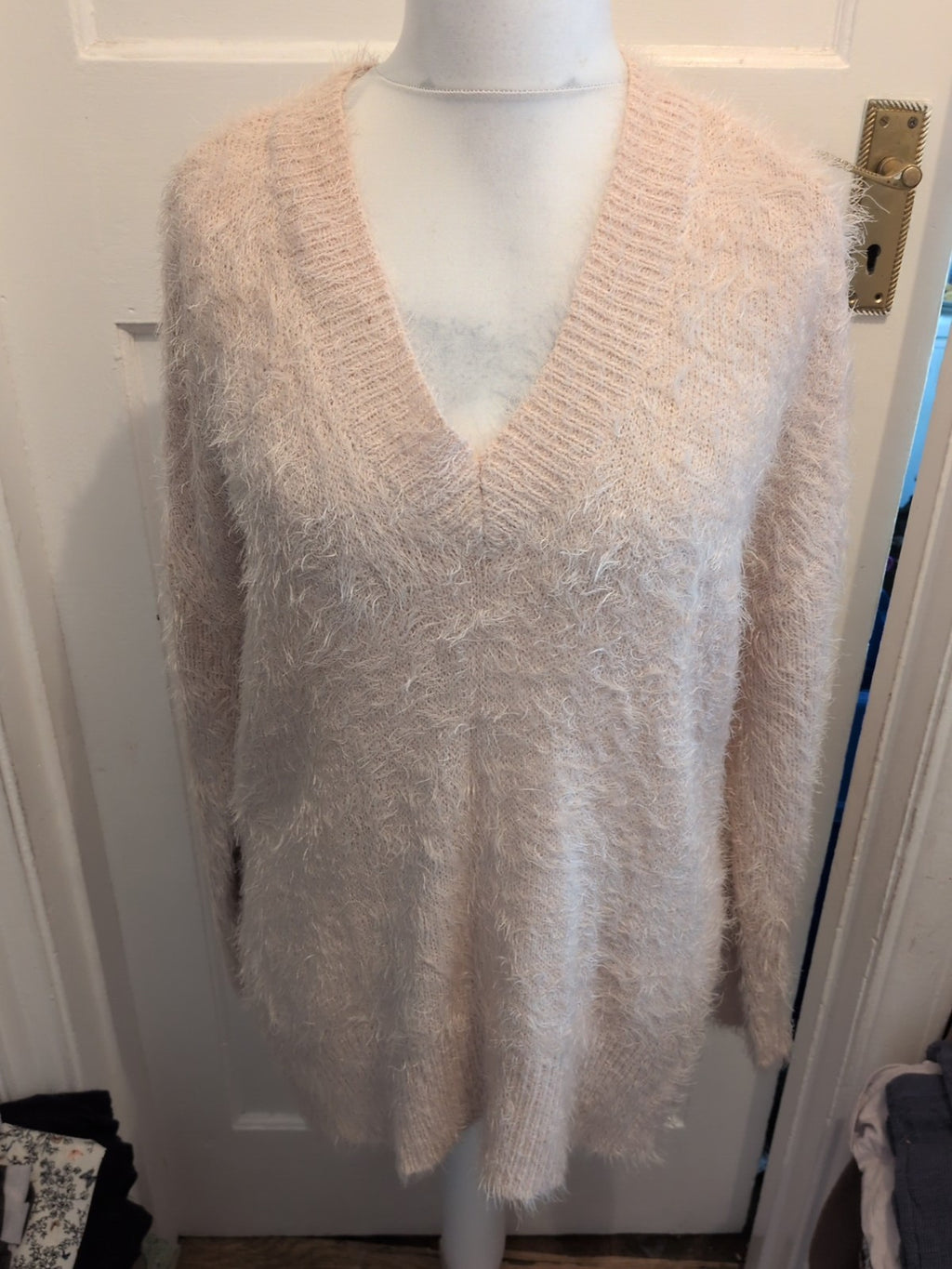 H&M Small Pale Pink Fluffy V Neck Jumper