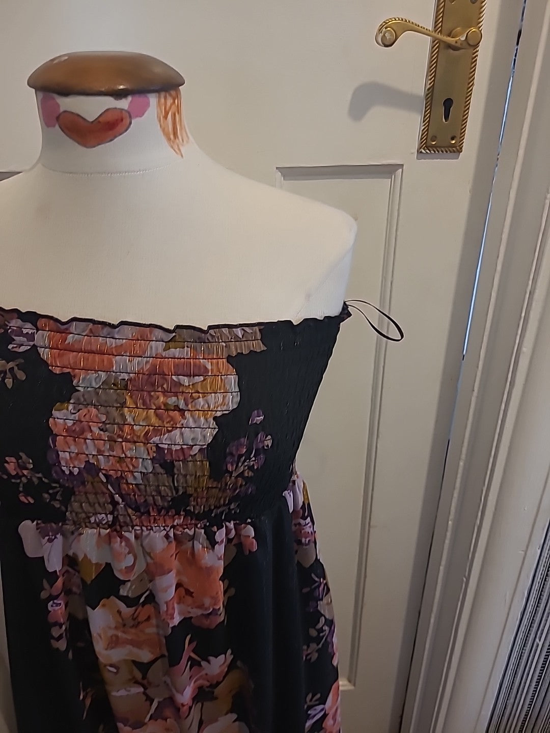 Ladies Miss Selfridge Size 10 Black Floral Elasticated Hem Sleeveless Strapless