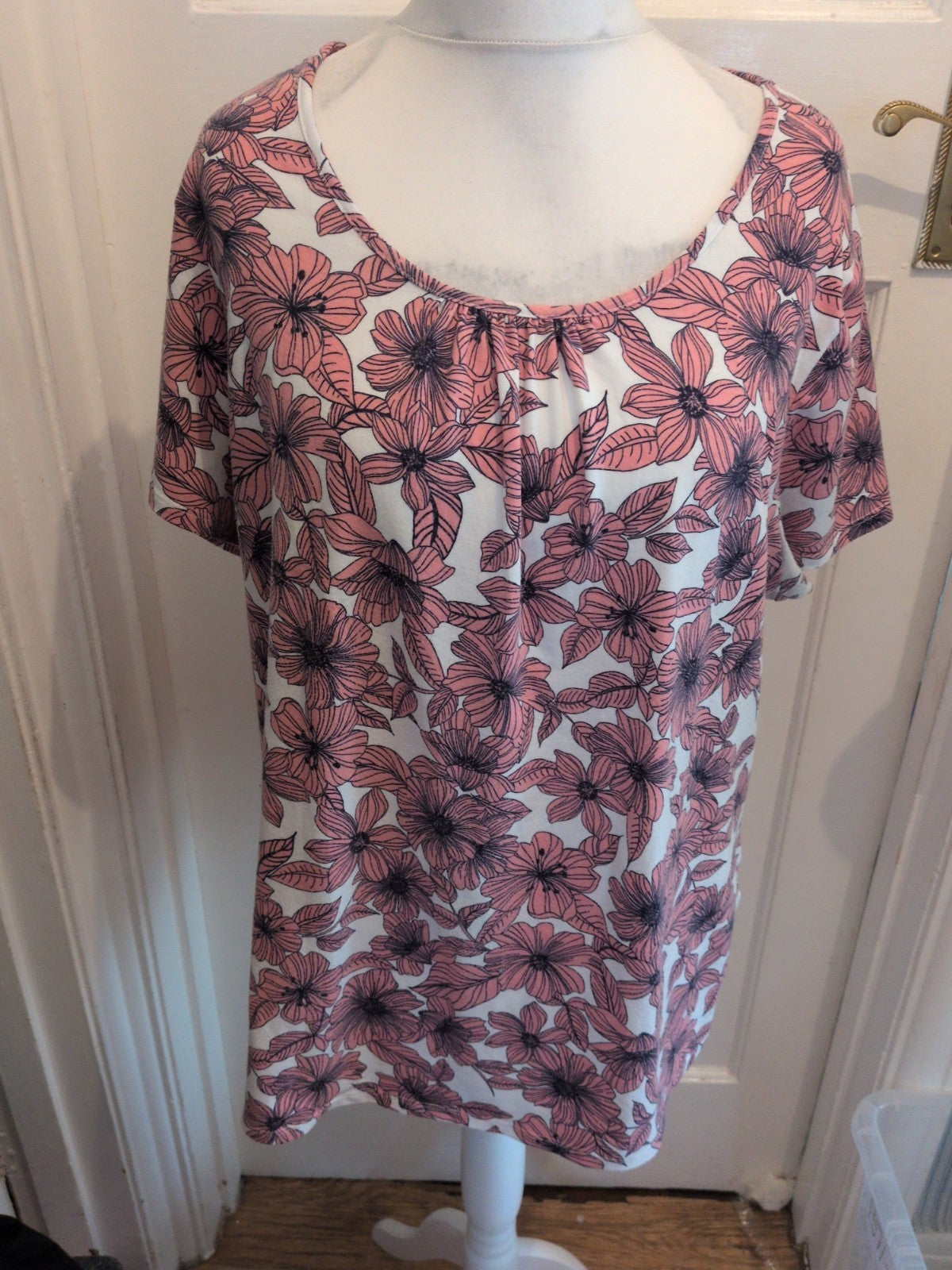 JD Williams 20 Purple Pink White Floral Short Sleeve Blouse T-shirt