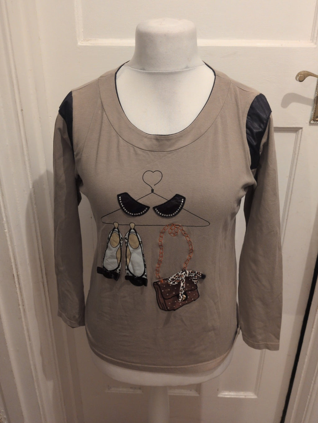 Ladies Cowest Soft Size Large Greyish Green Print Long Sleeve T-shirt