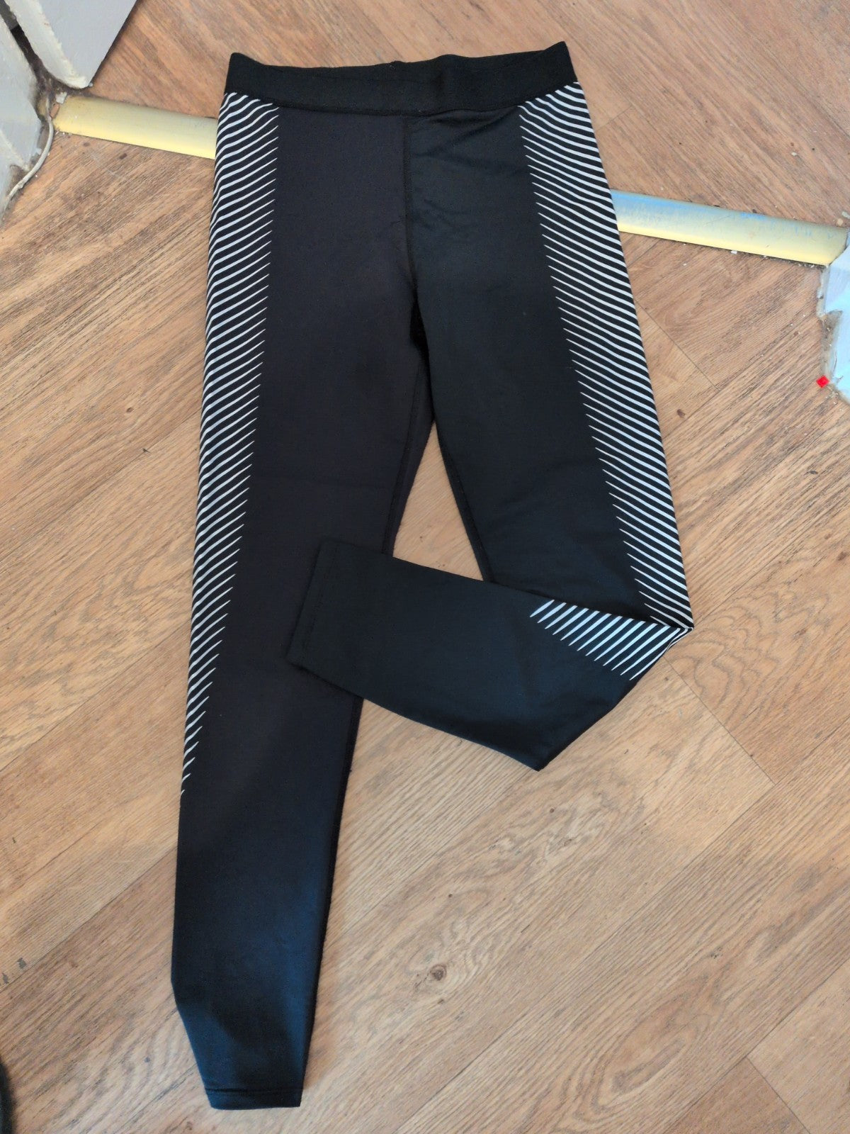 Workout 10-12 Small Black And White Stripy Leggings