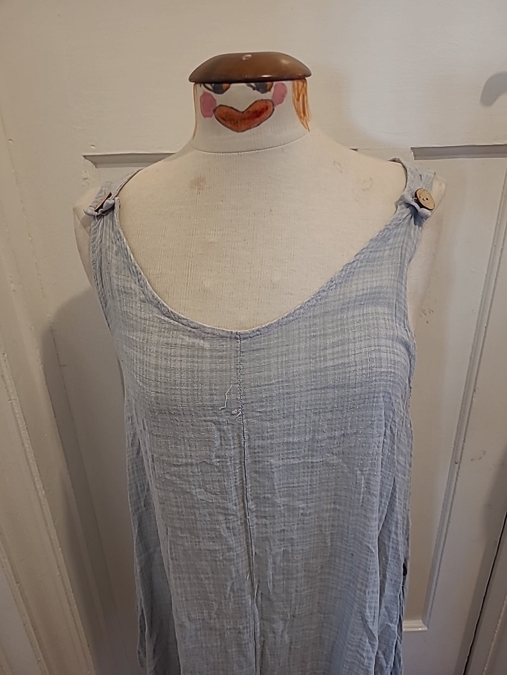 Ladies Size Large Grey Italian Sleeveless Dress