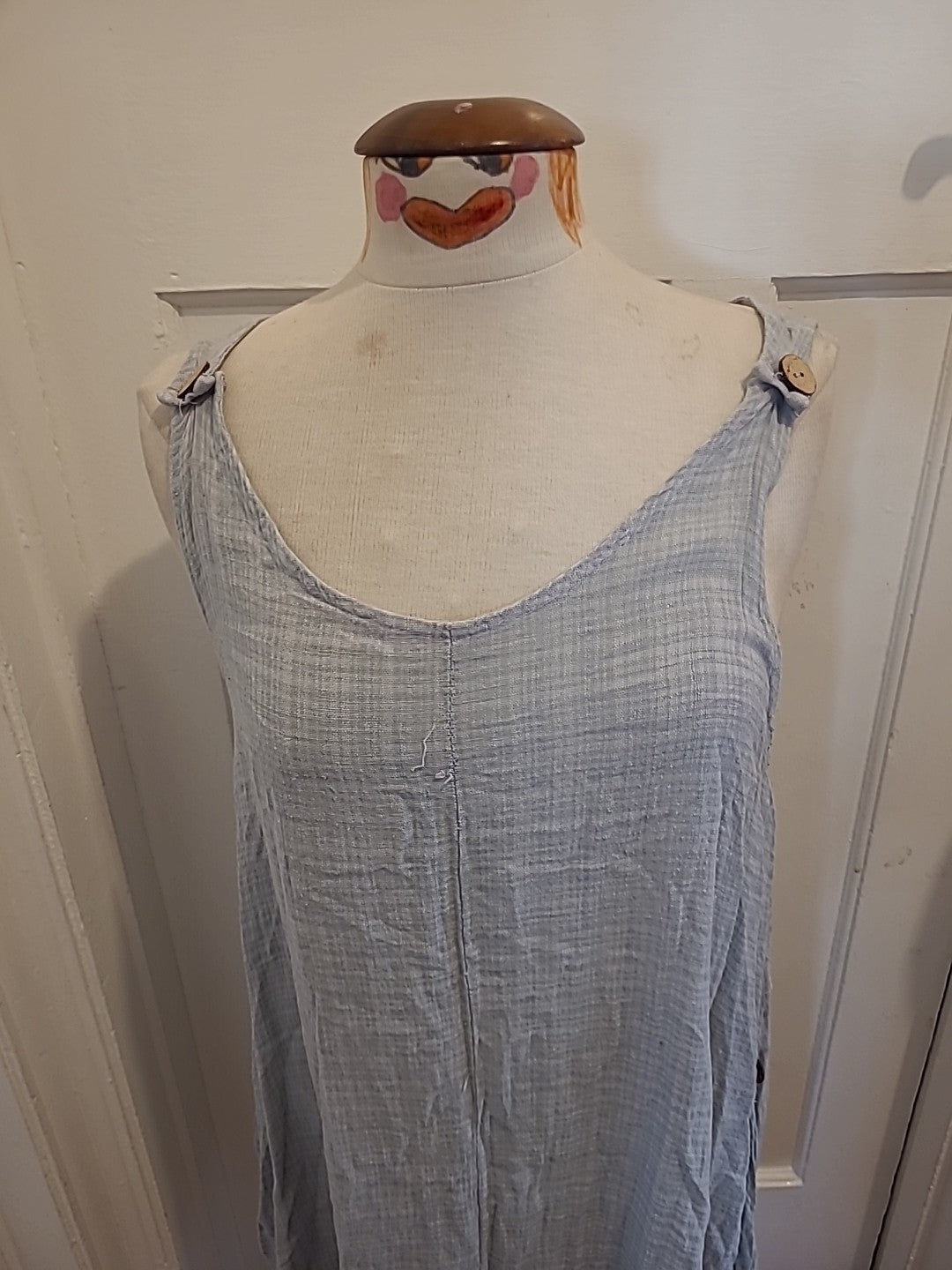 Ladies Size Large Grey Italian Sleeveless Dress