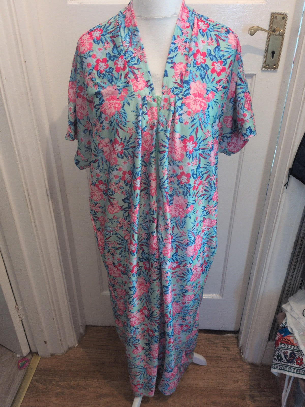 Medium Mint Floral Long Length Short Sleeve Dress