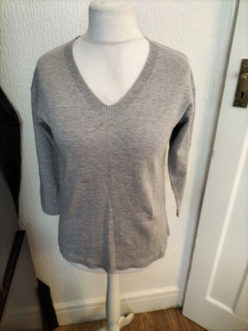 Ladies Crew Clothing Size 10 Grey Long Sleeved Top