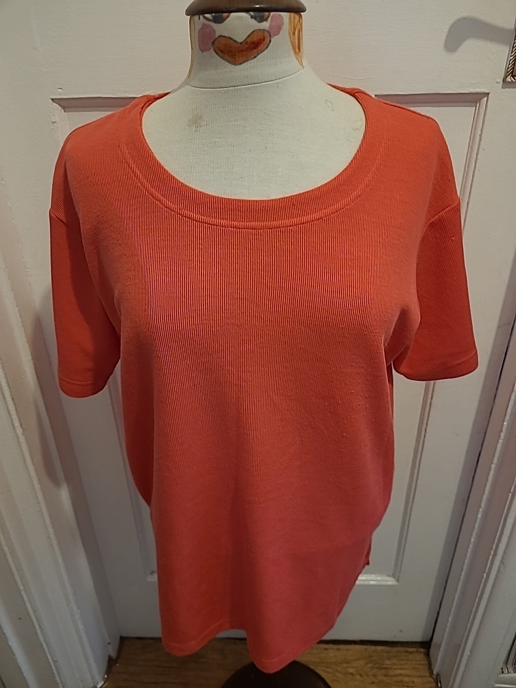 Ladies Bydesign Size S/M Cerise Ribbed Oversized Tshirt