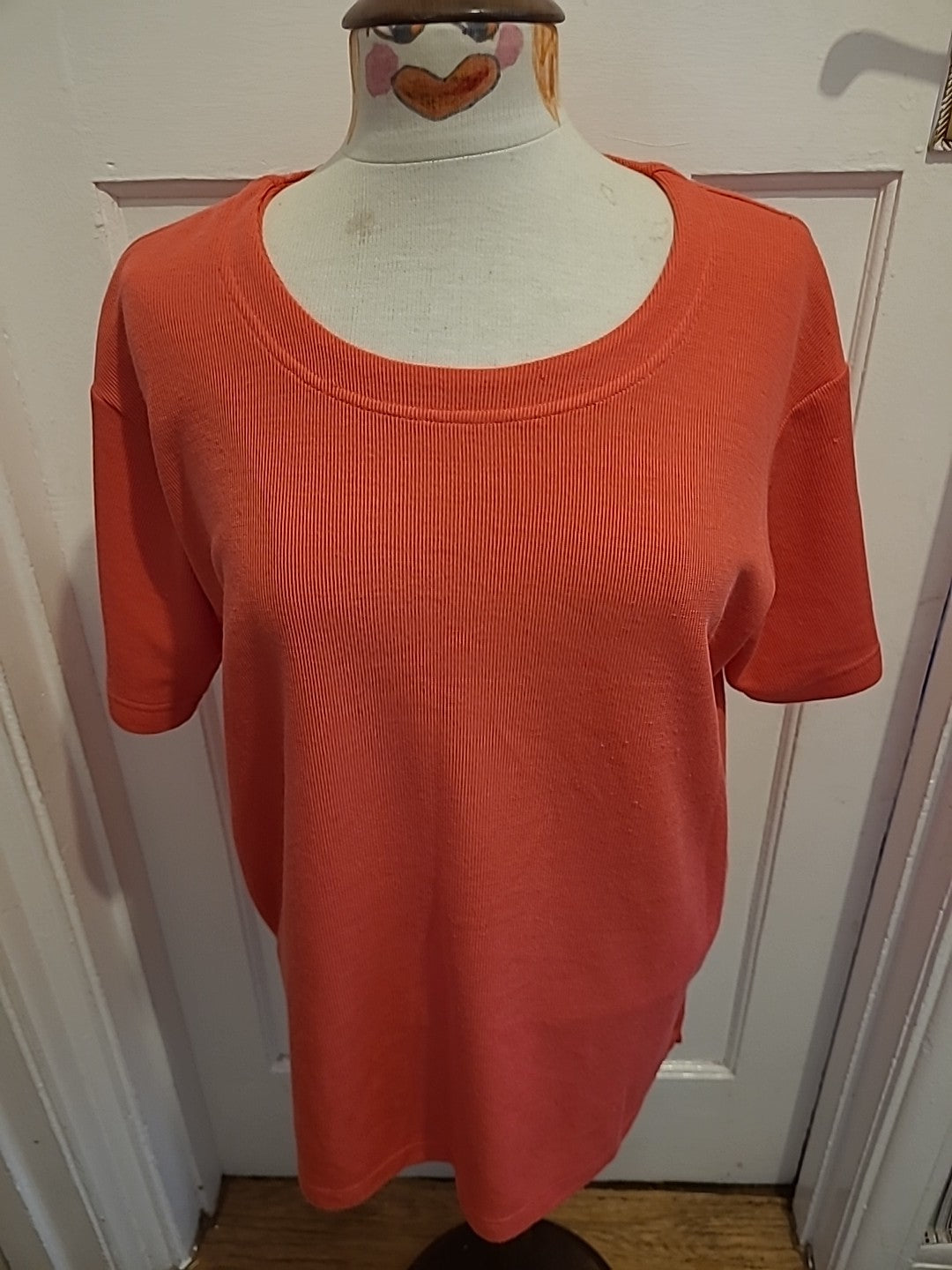 Ladies Bydesign Size S/M Cerise Ribbed Oversized Tshirt