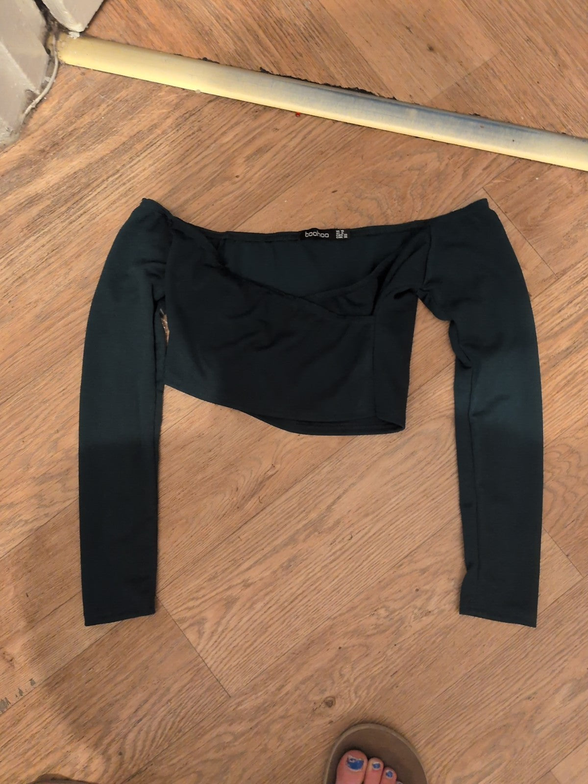 Boohoo 10 Dark Bottle Green Long Sleeve Crop Top