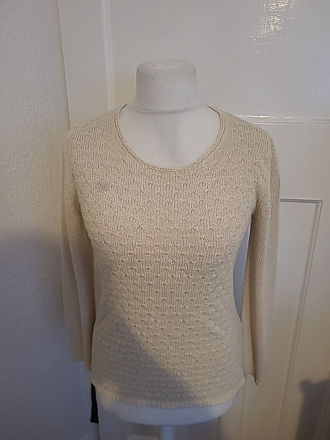 Cotswold Collection Size Small Cream Knit Jumper