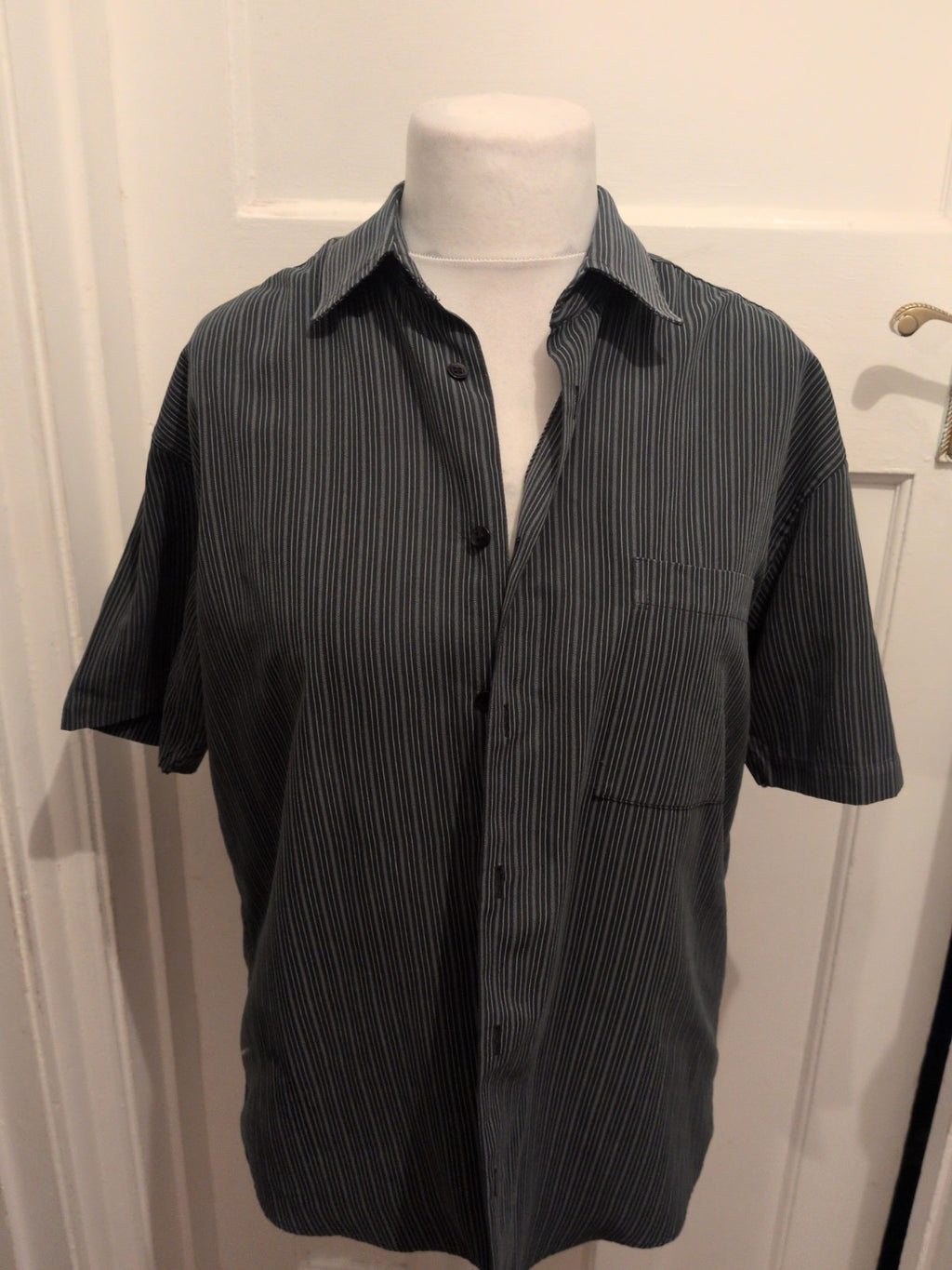 Cedarwood State Medium Grey Navy Stripe Short Sleeve Shirt