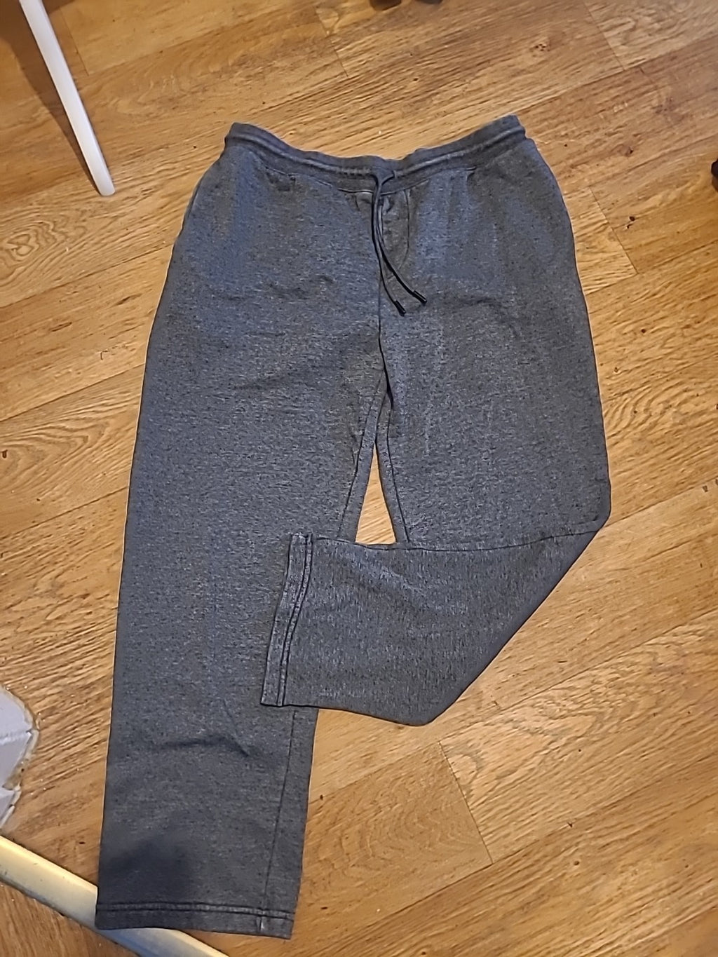 Mens Easy Size XL Grey Elasticated With Drawstring Jogger(Small Hole On Rear)