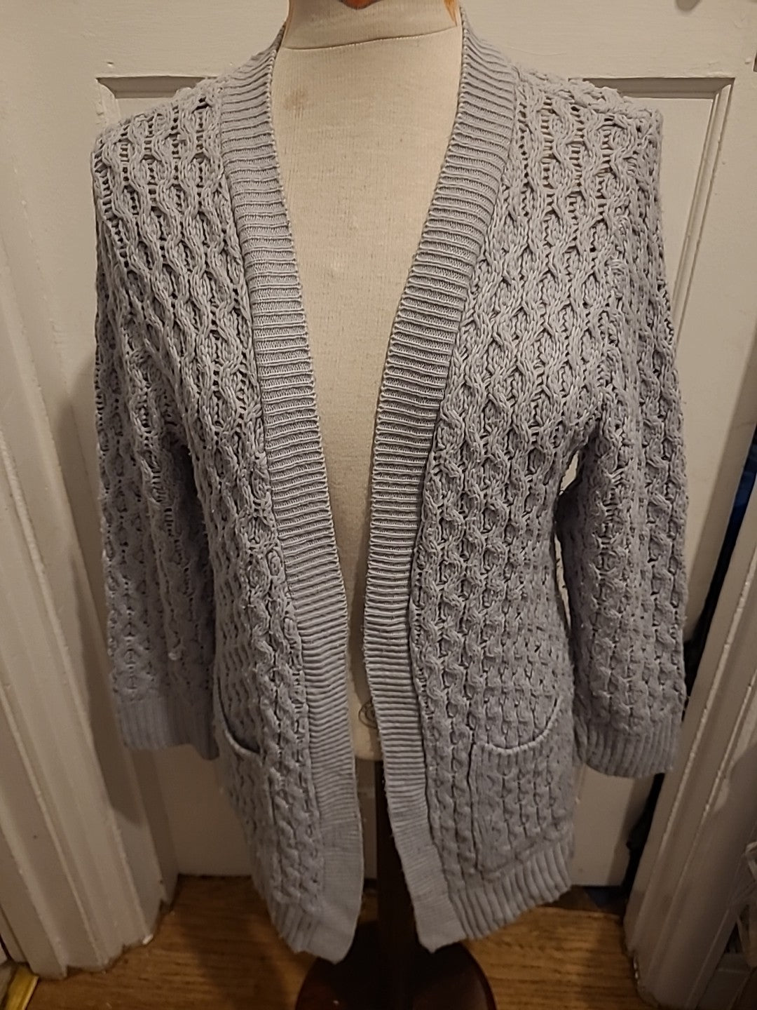 Ladies I Saw It First Size Small Grey Knitted Cardigan