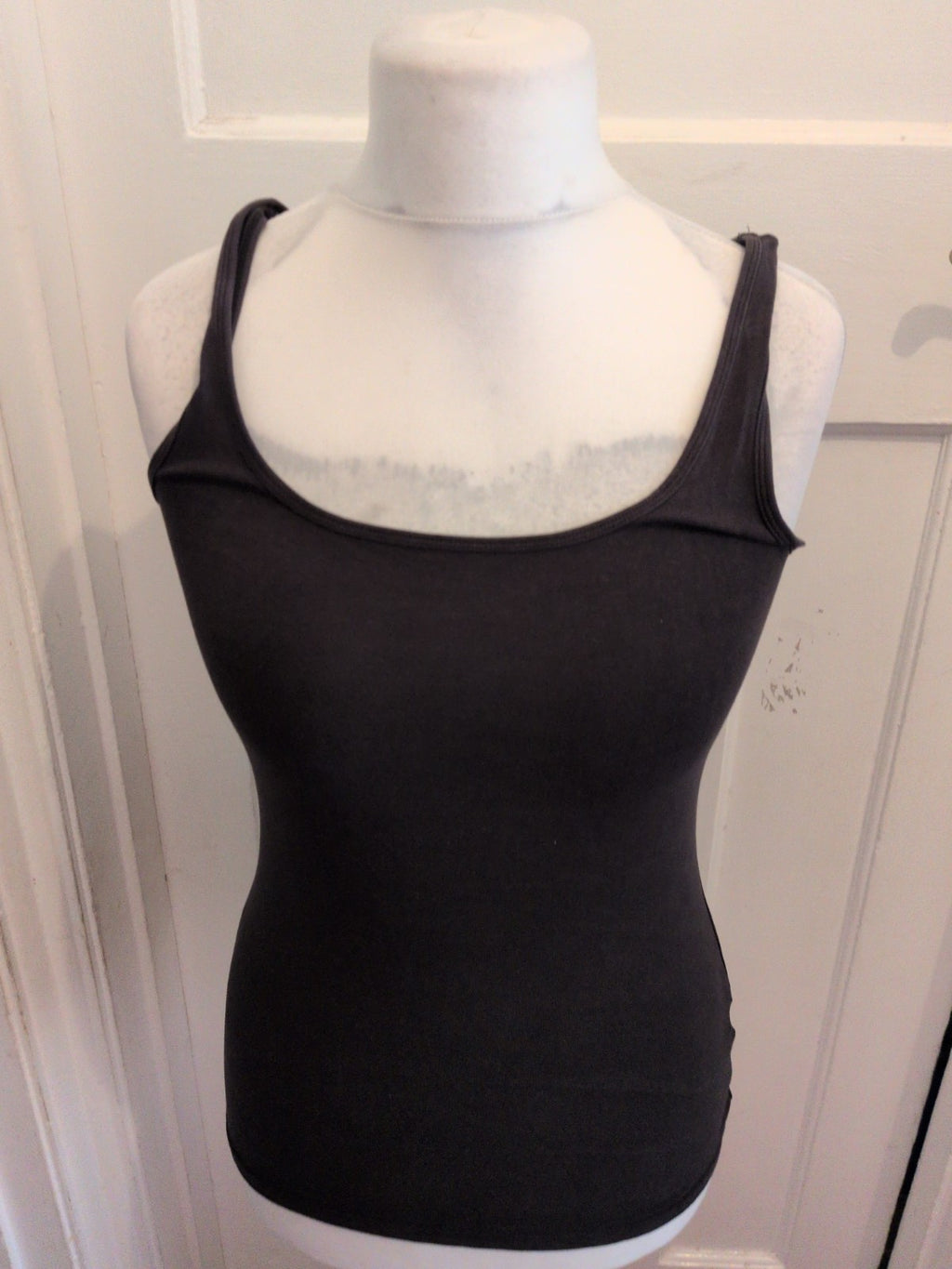Miso 10 Black Sleeveless T-shirt