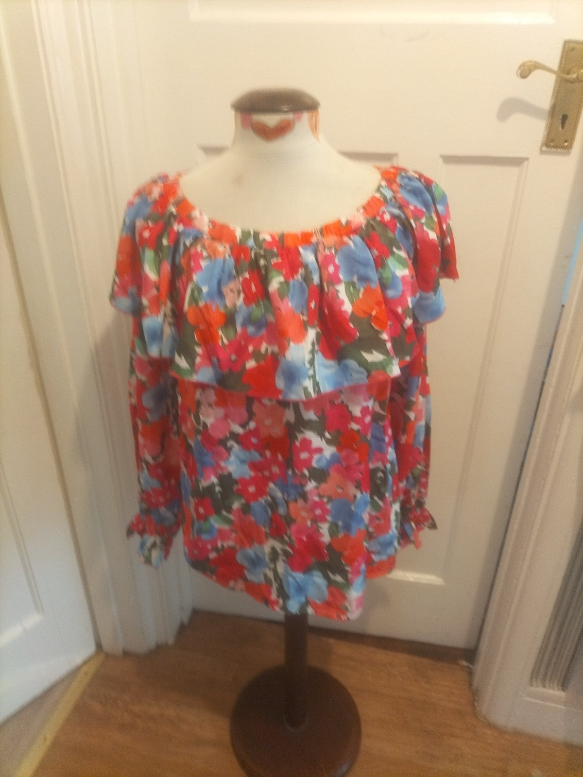 Ladies Size Medium Multi Color Elasticated Chest Long Sleeve Blouse