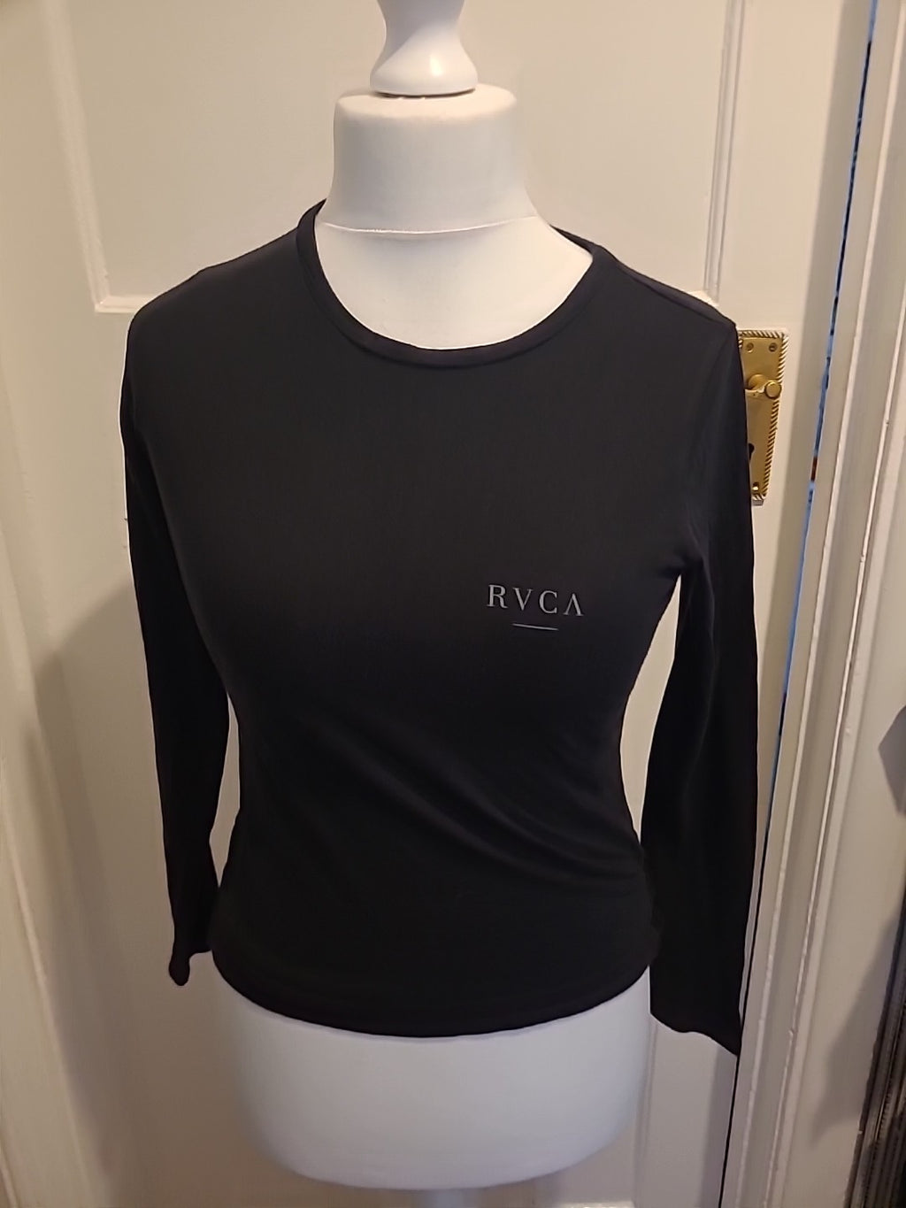 Ladies RVCA Size XS Black Long Sleeved Printed Tshirt