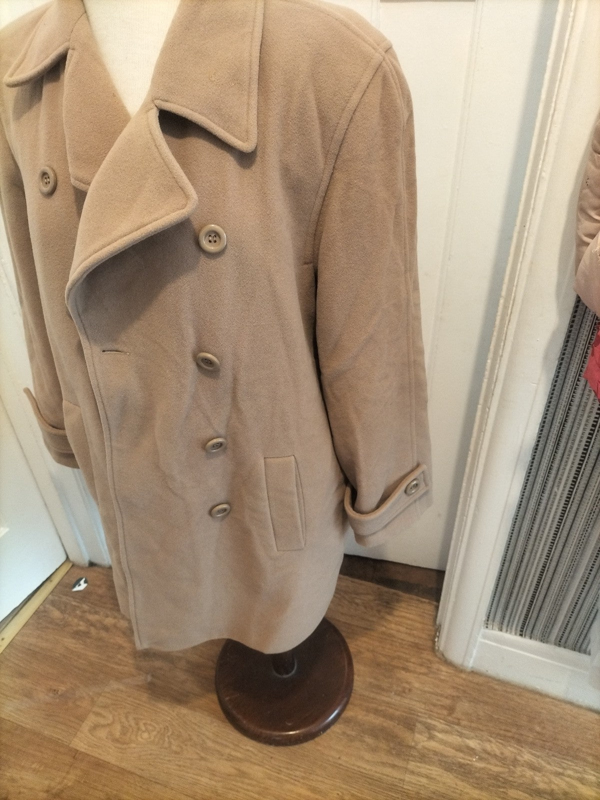 Ladies Paul Seperates Size 10 Beige Long Sleeved Lined Jacket