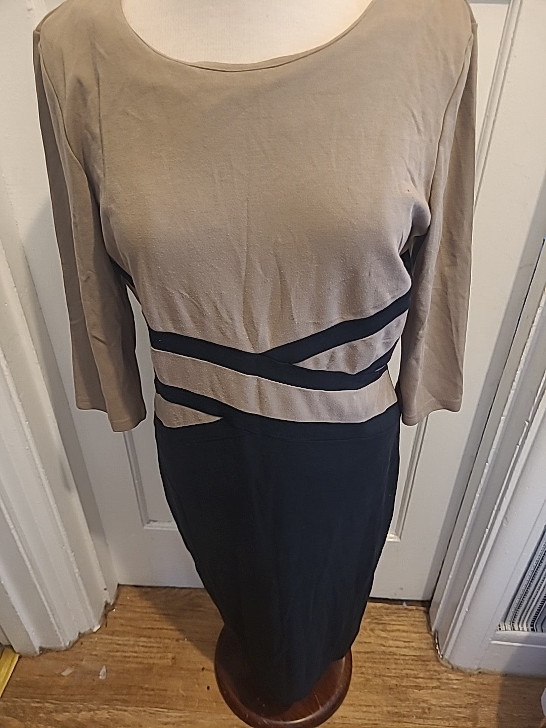 Ladies Homewyee Size 14 Brown Black Dress
