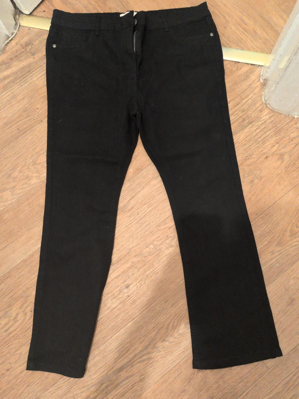 Ladies Yours Size 18 Black Isla Bootcut Jeans