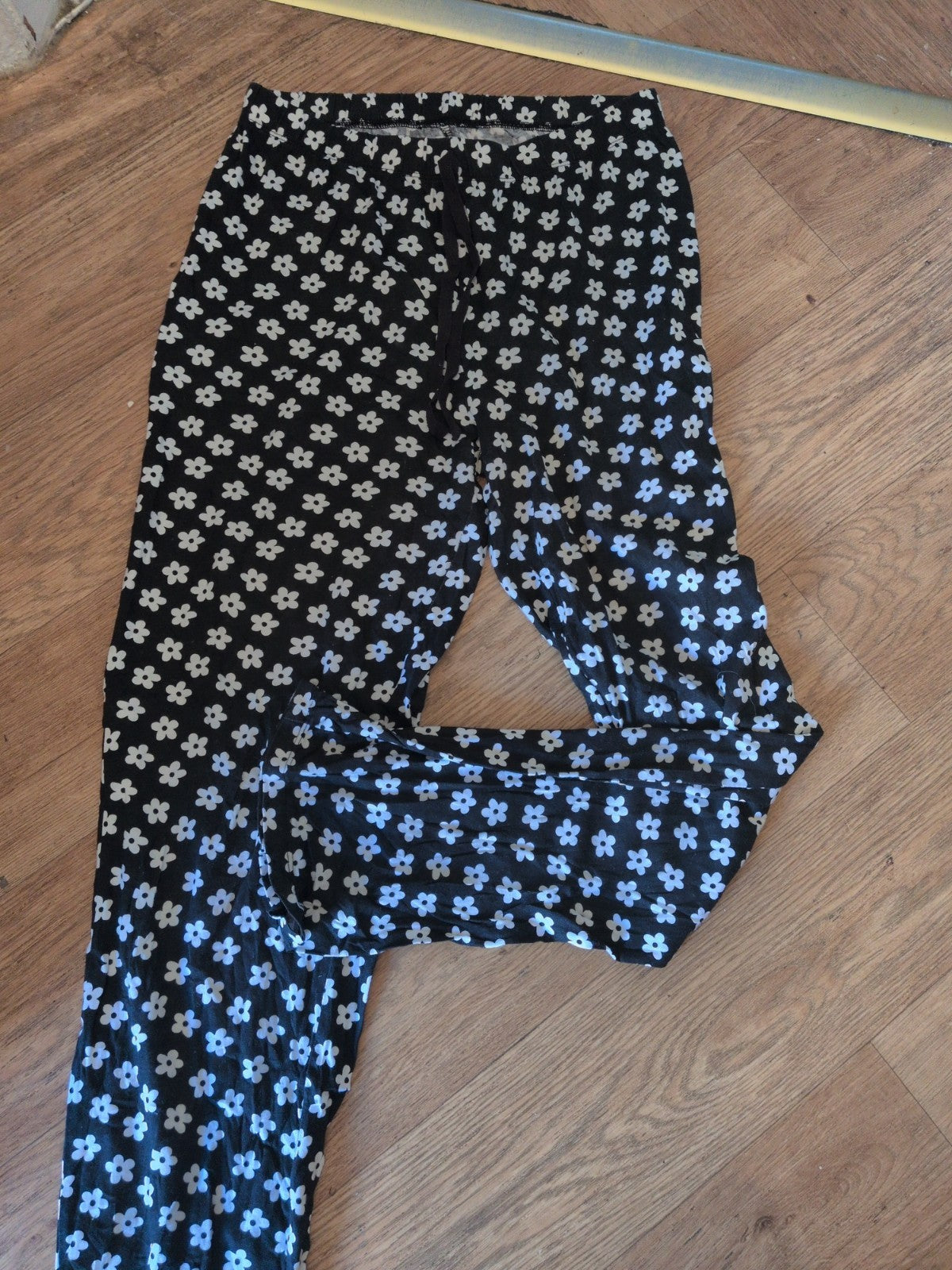 Ladies George Size 8-10 Flower Pyjama Bottoms Black And White Elasticated