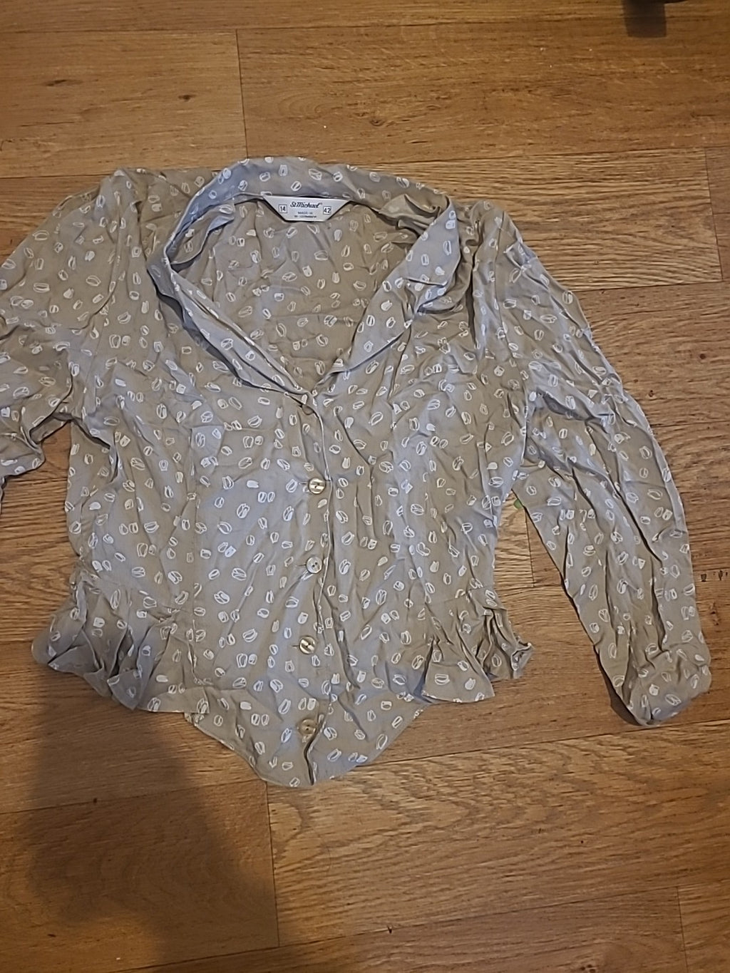 Ladies St Michael Size 14 White And Beige Patterned Long Sleeved Blouse