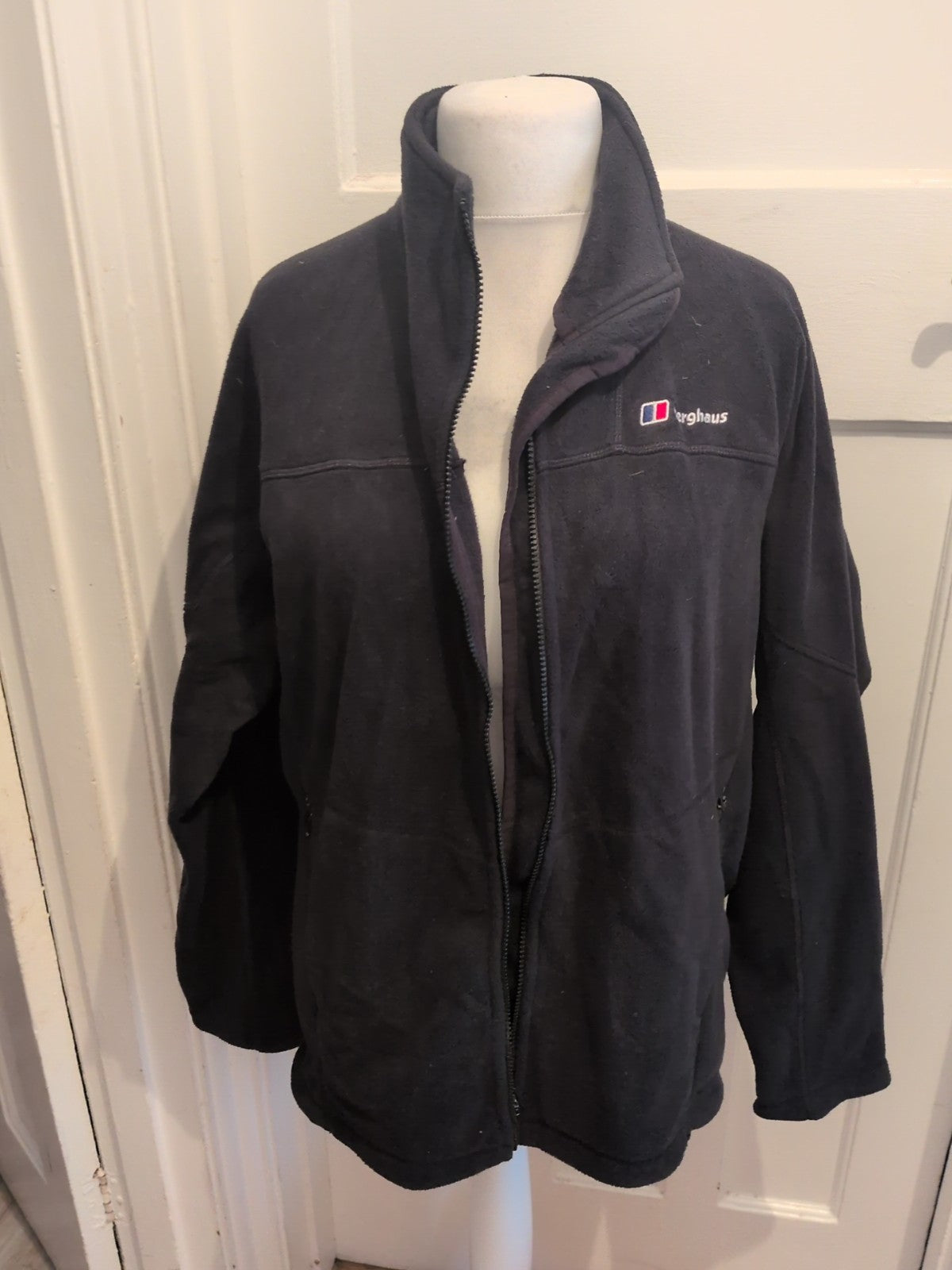 Berghaus Large Black Full Zip Jumper