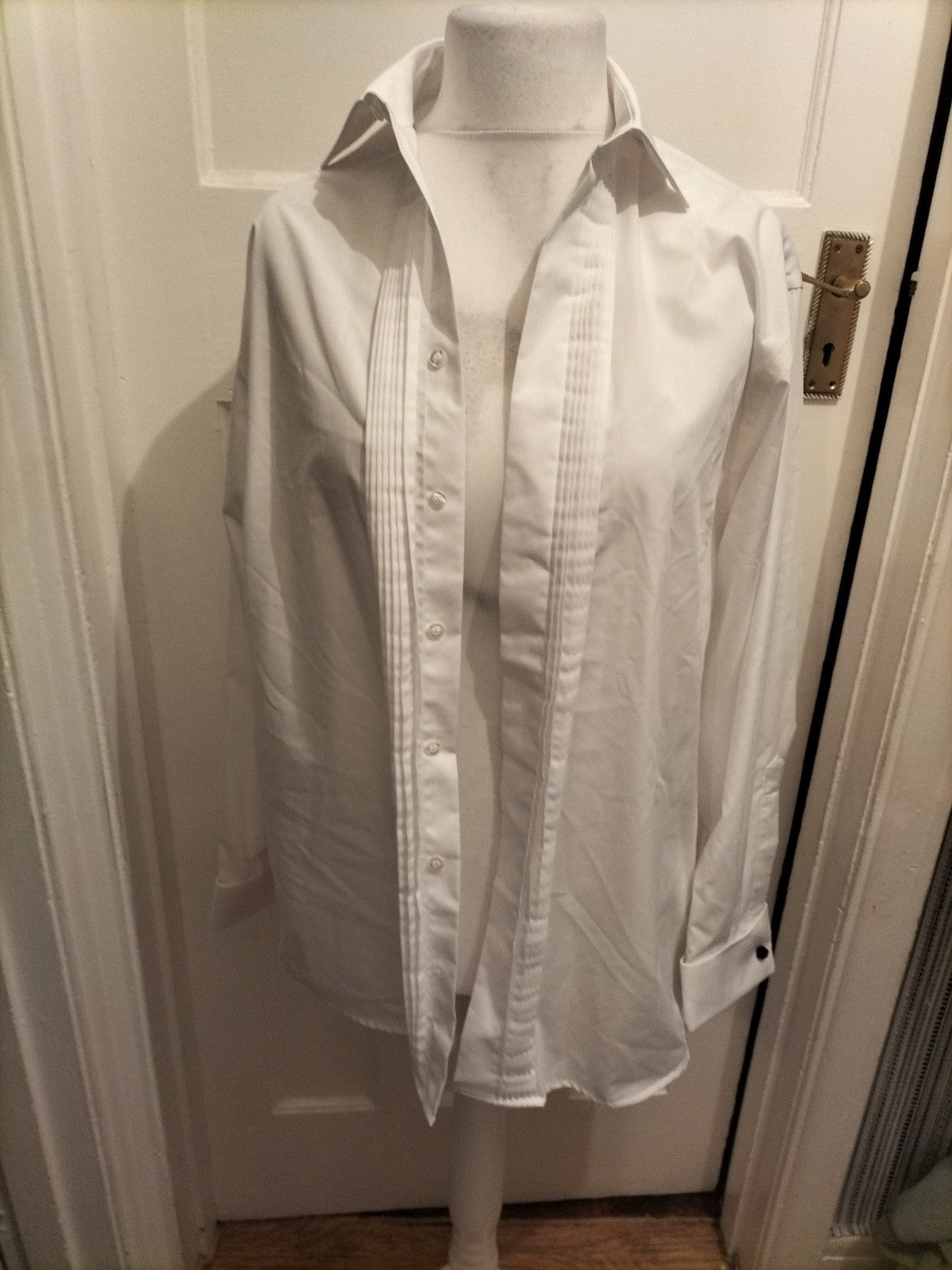 Mens BHS Size 15 White Long Sleeved Non Iron Pleat Shirt