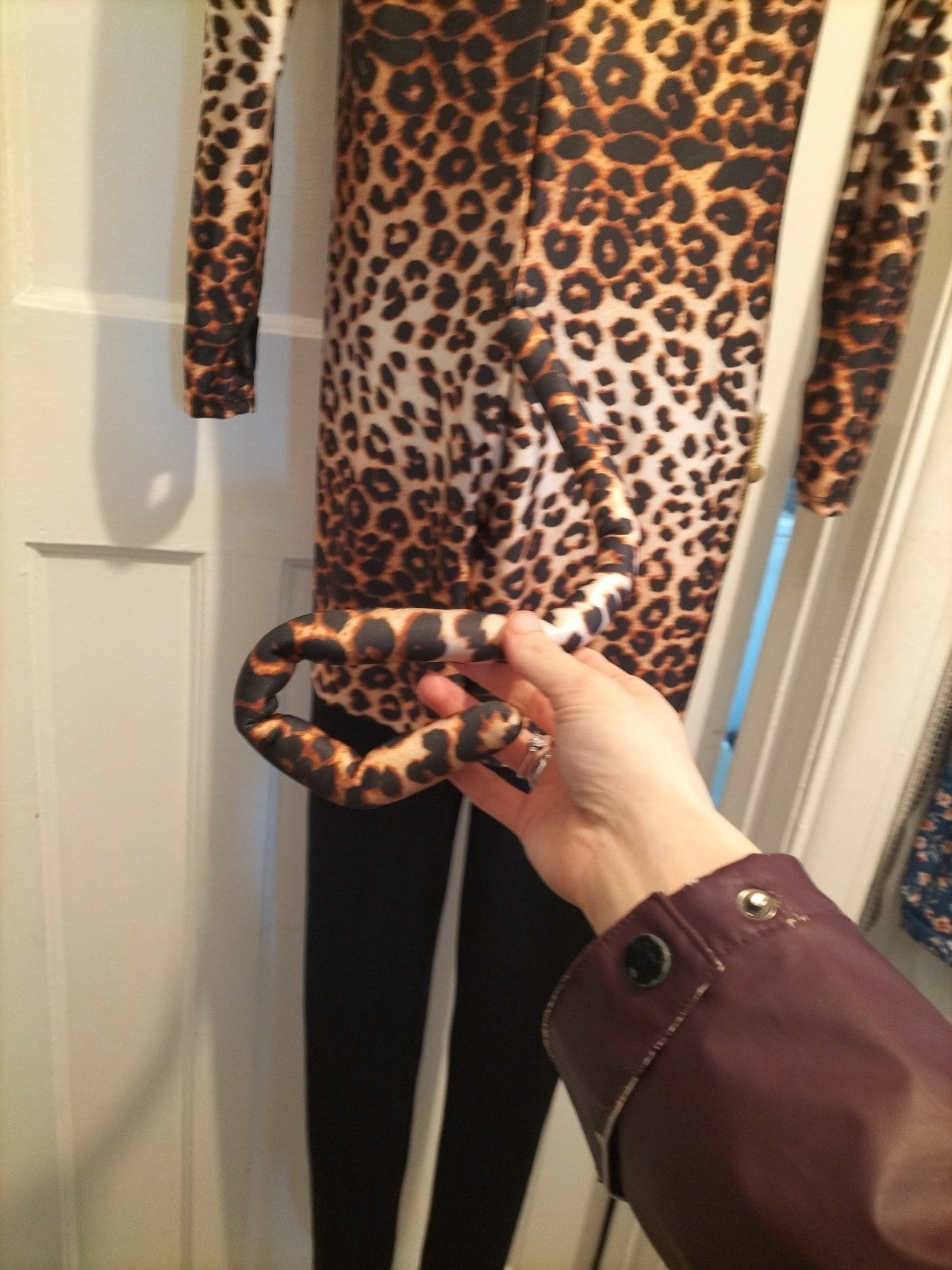 Ladies Size Small Leopard Print Fancy Dress Costume