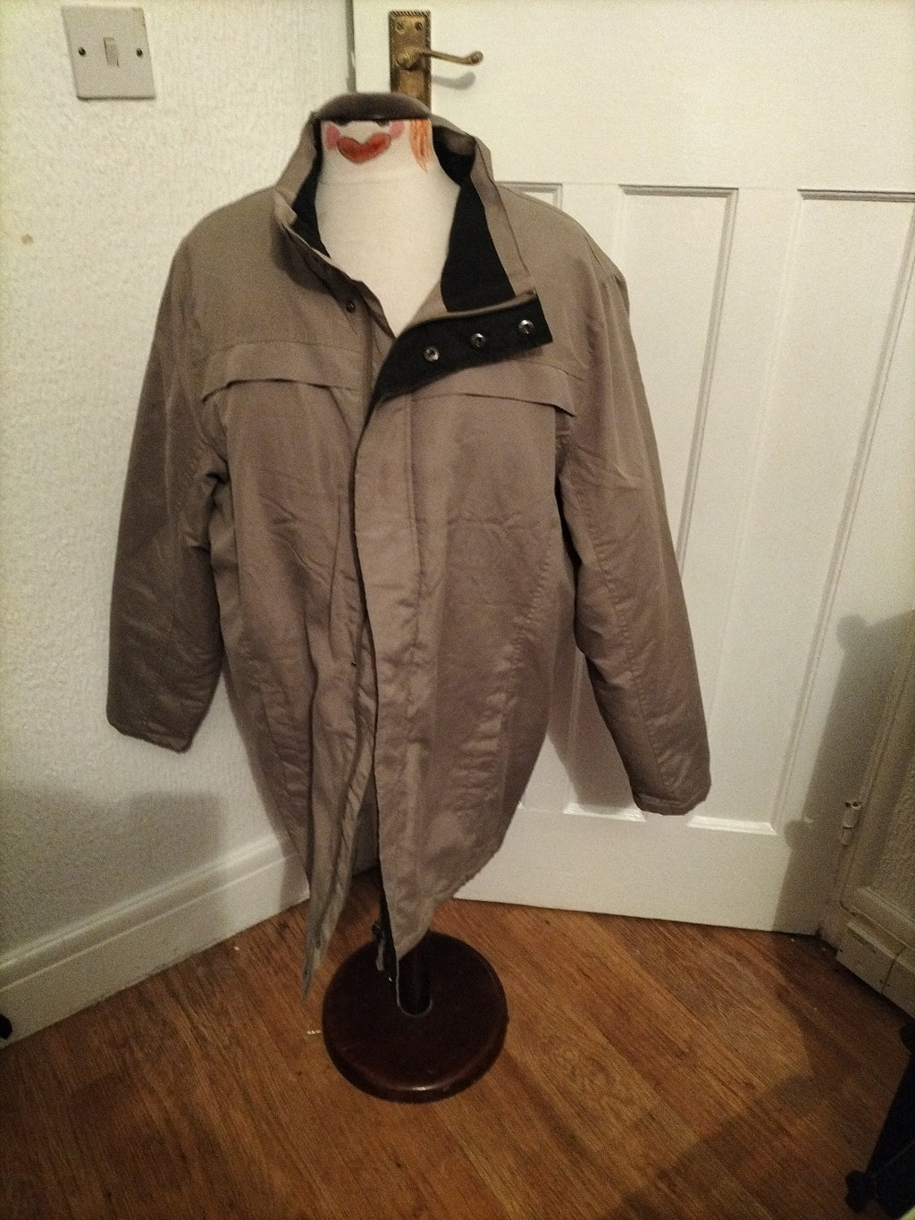 Mens Preimer Man Size Medium Pale Khaki Lined Coat