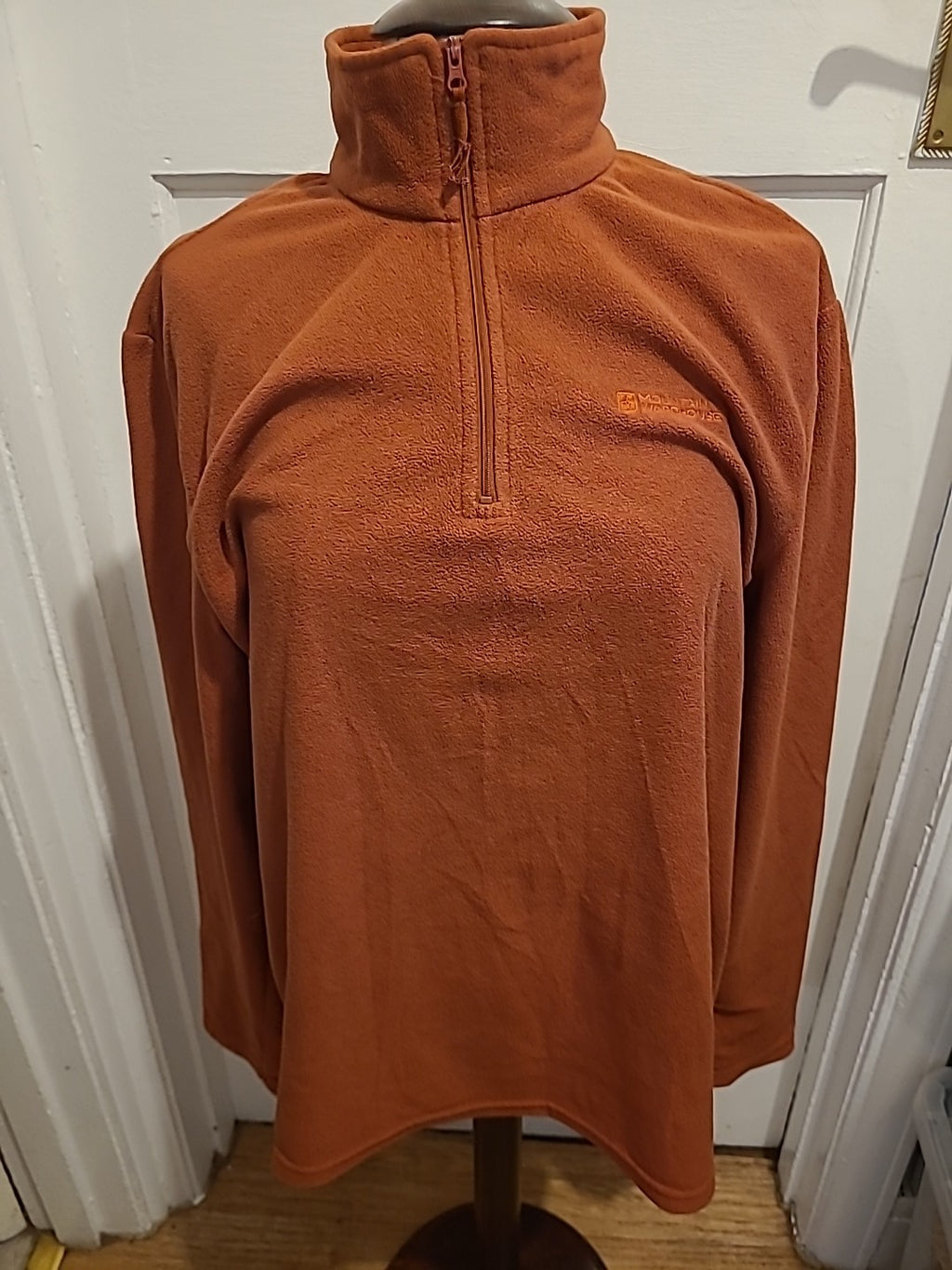 Mens Mountain Warehouse Size Large Burnt Orange Long Sleeved Jumper