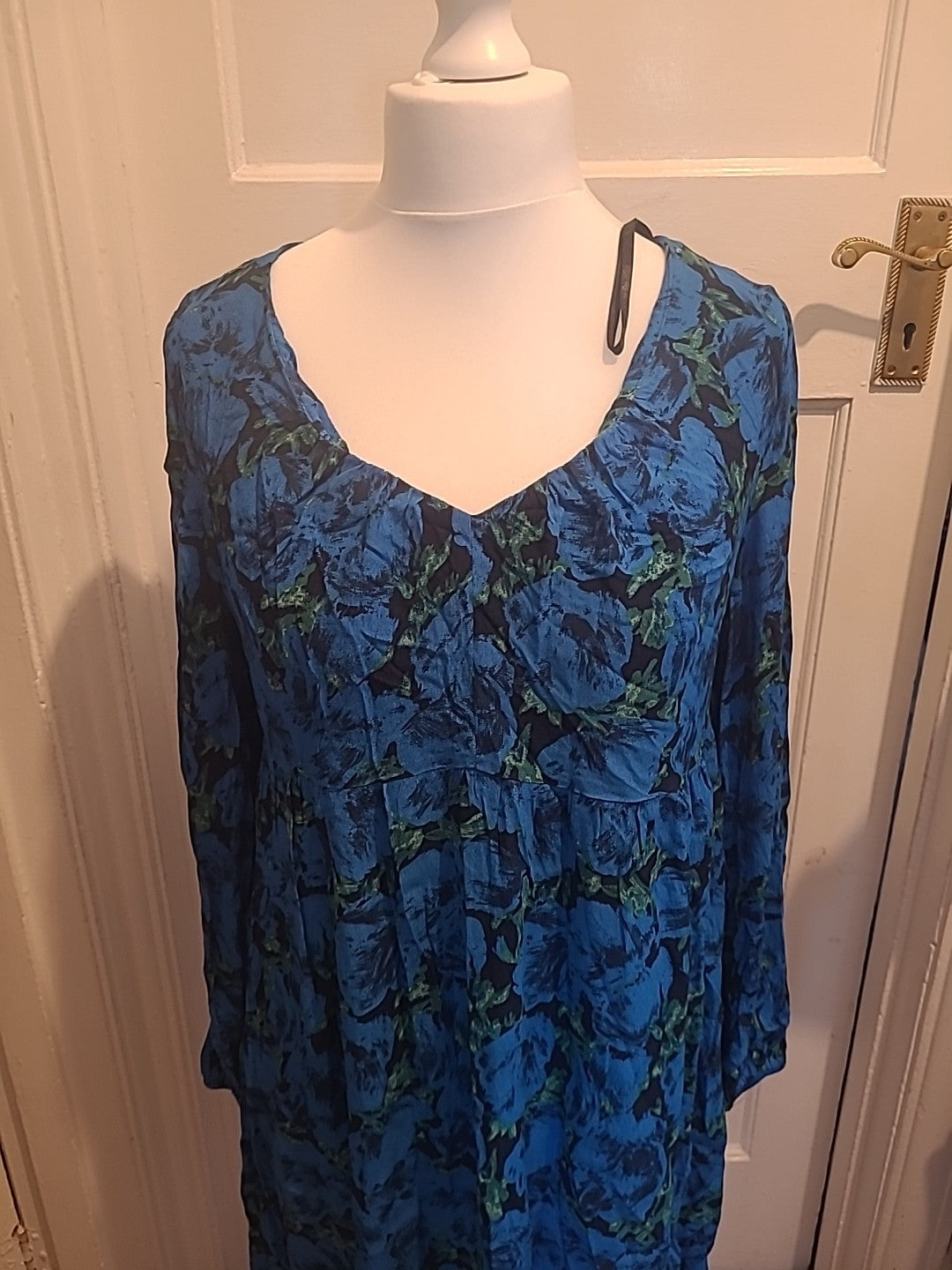 Ladies Primark Size 14 Blue And Green 3/4 Sleeved Floral Dress