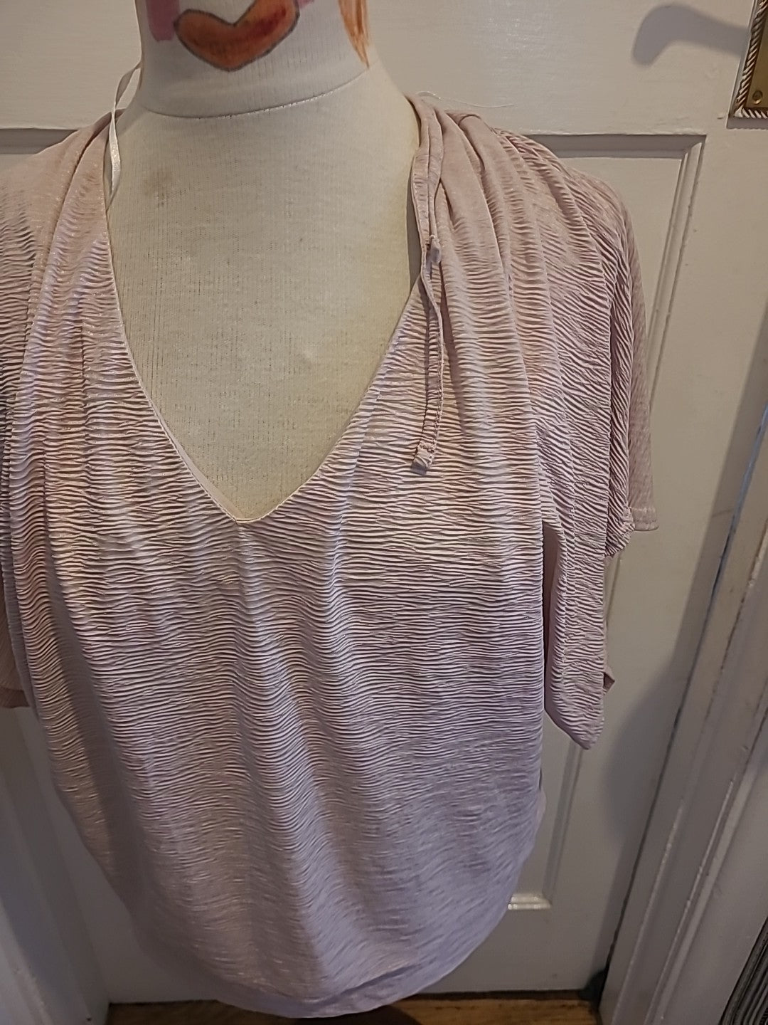Ladies New Look Size 14 Pale Pink Short Sleeved Crinkle effect Blouse