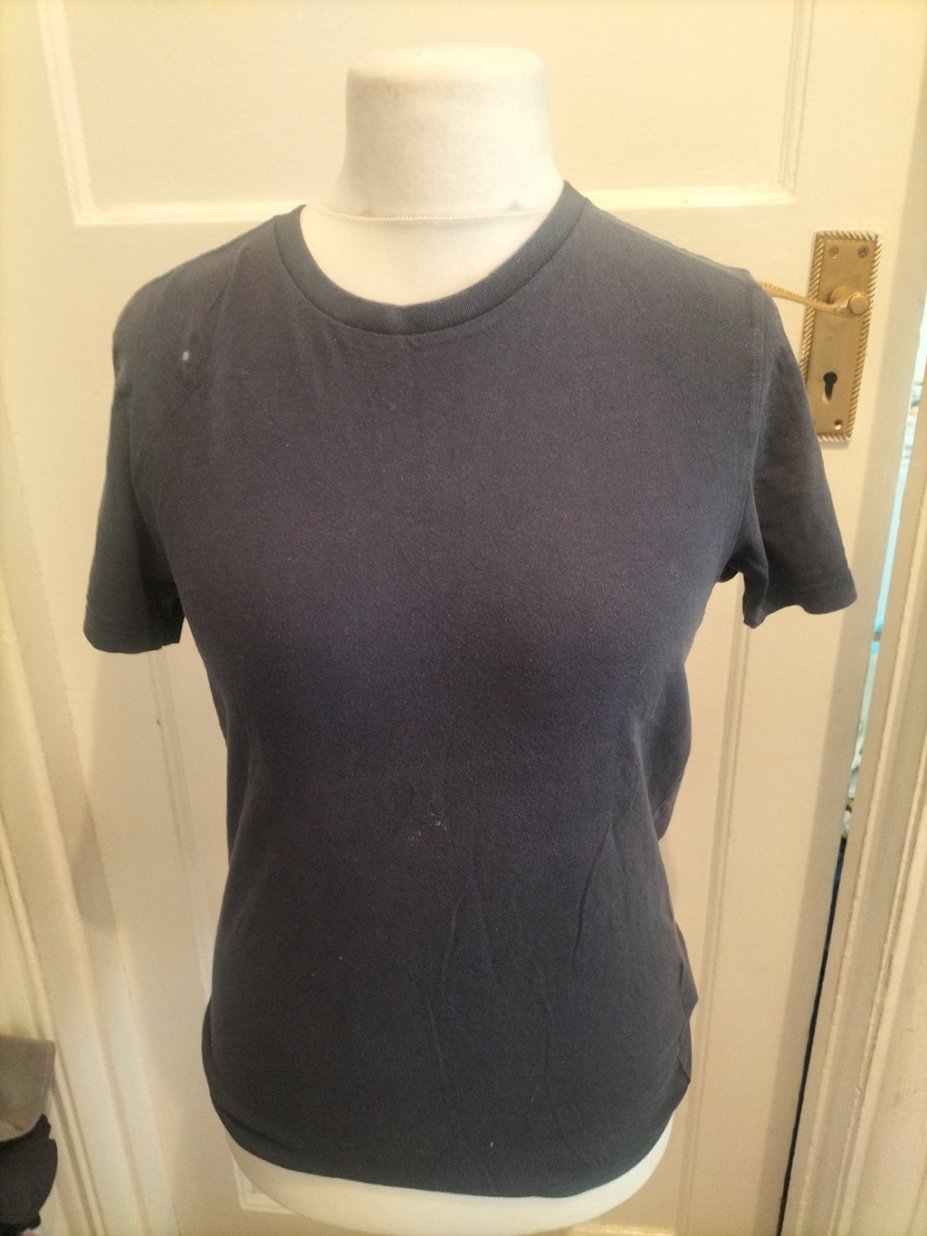 Mens Gap Size XS Navy Short Sleeved T-shirt Fading