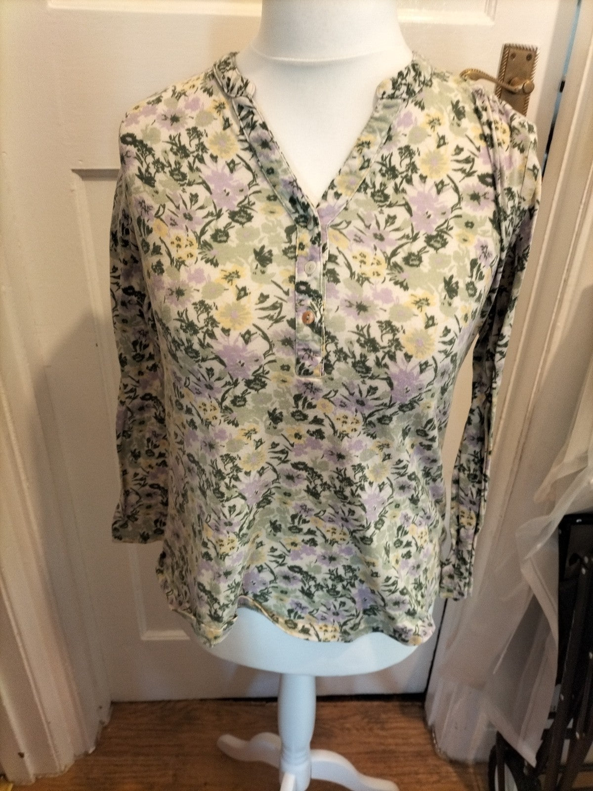 Ladies Cerulean Size Small Multicoloured Floral Long Sleeved Pyjama Top