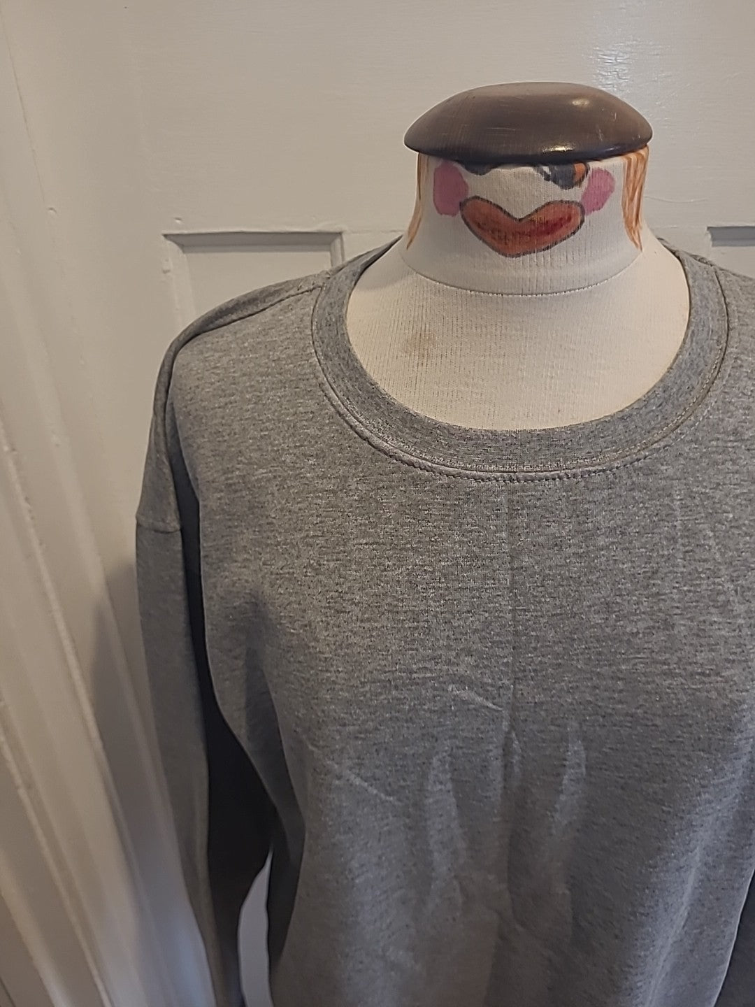 Mens Cis Size 2XL Grey Sweatshirt