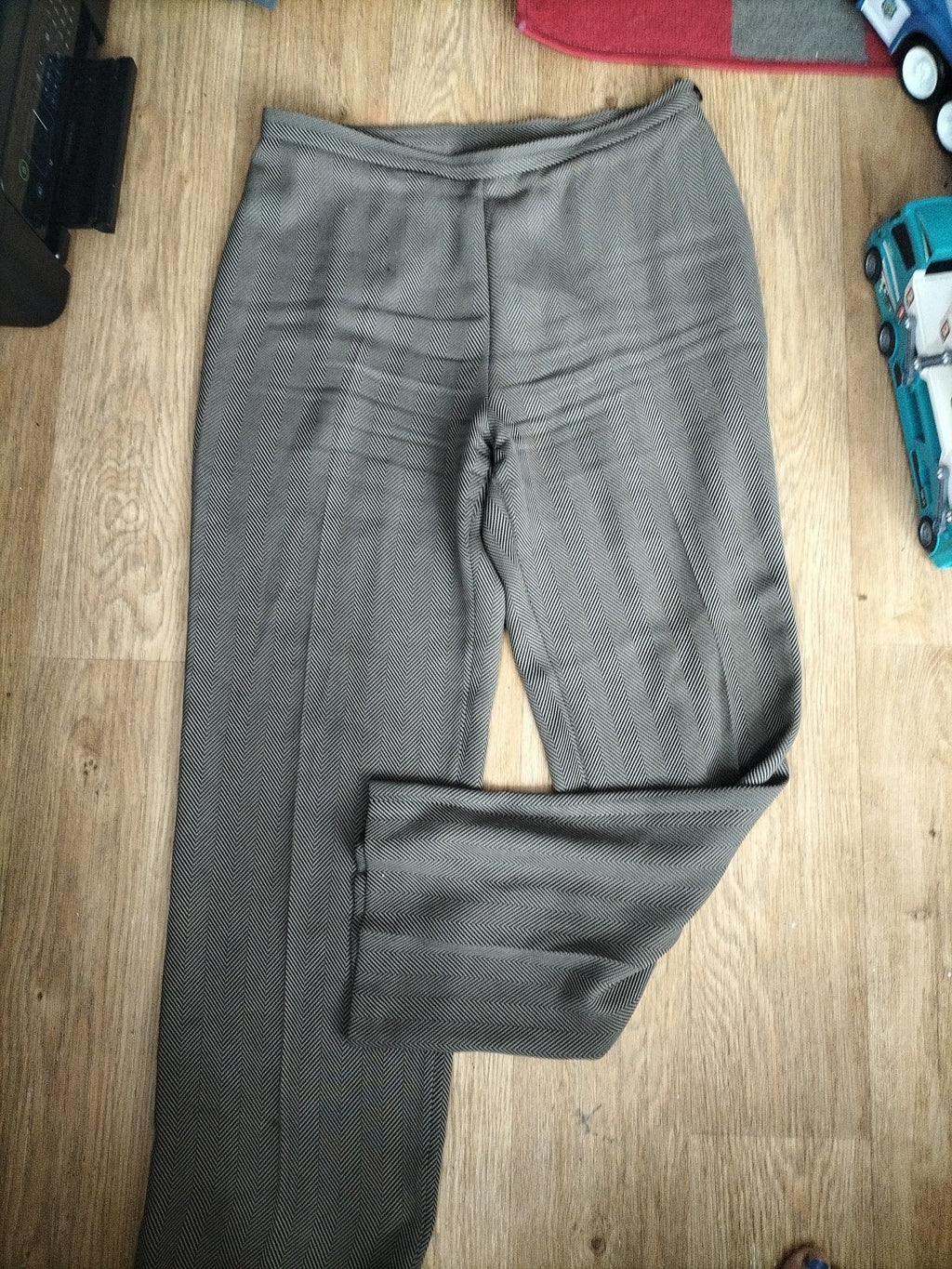 Ladies Marks And Spencer Size 16 Medium Leg Light Brown Trousers