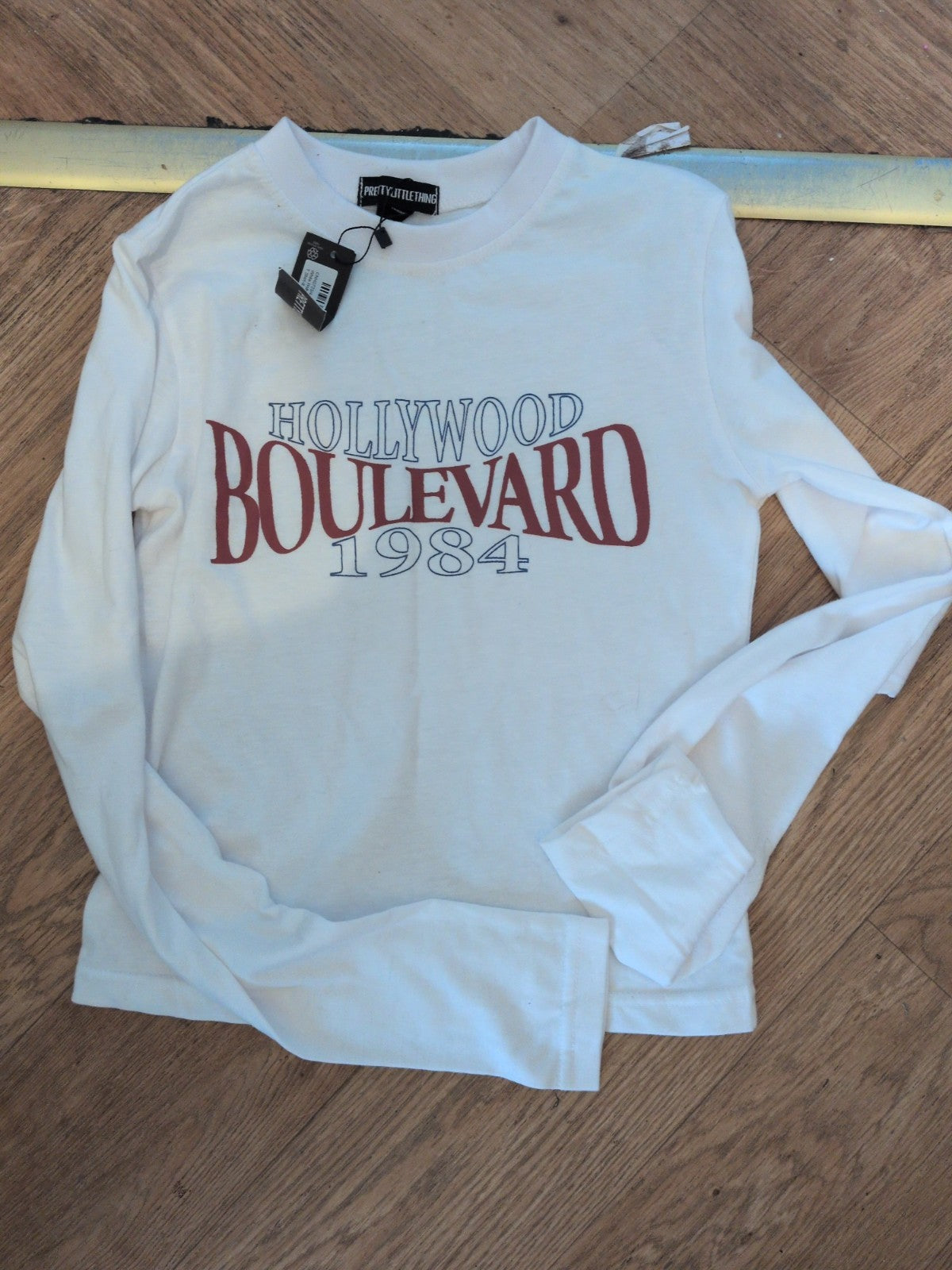 Brand New Prettylittlething 8 White Hollywood Boulevard Fitted Crop Top