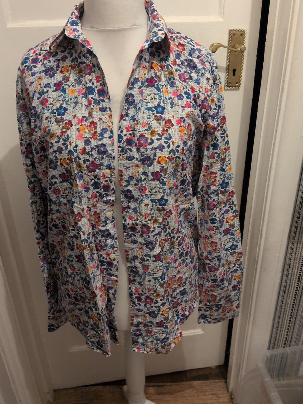 Turner & Sanderson 16" Multicoloured Floral Long Sleeve Shirt