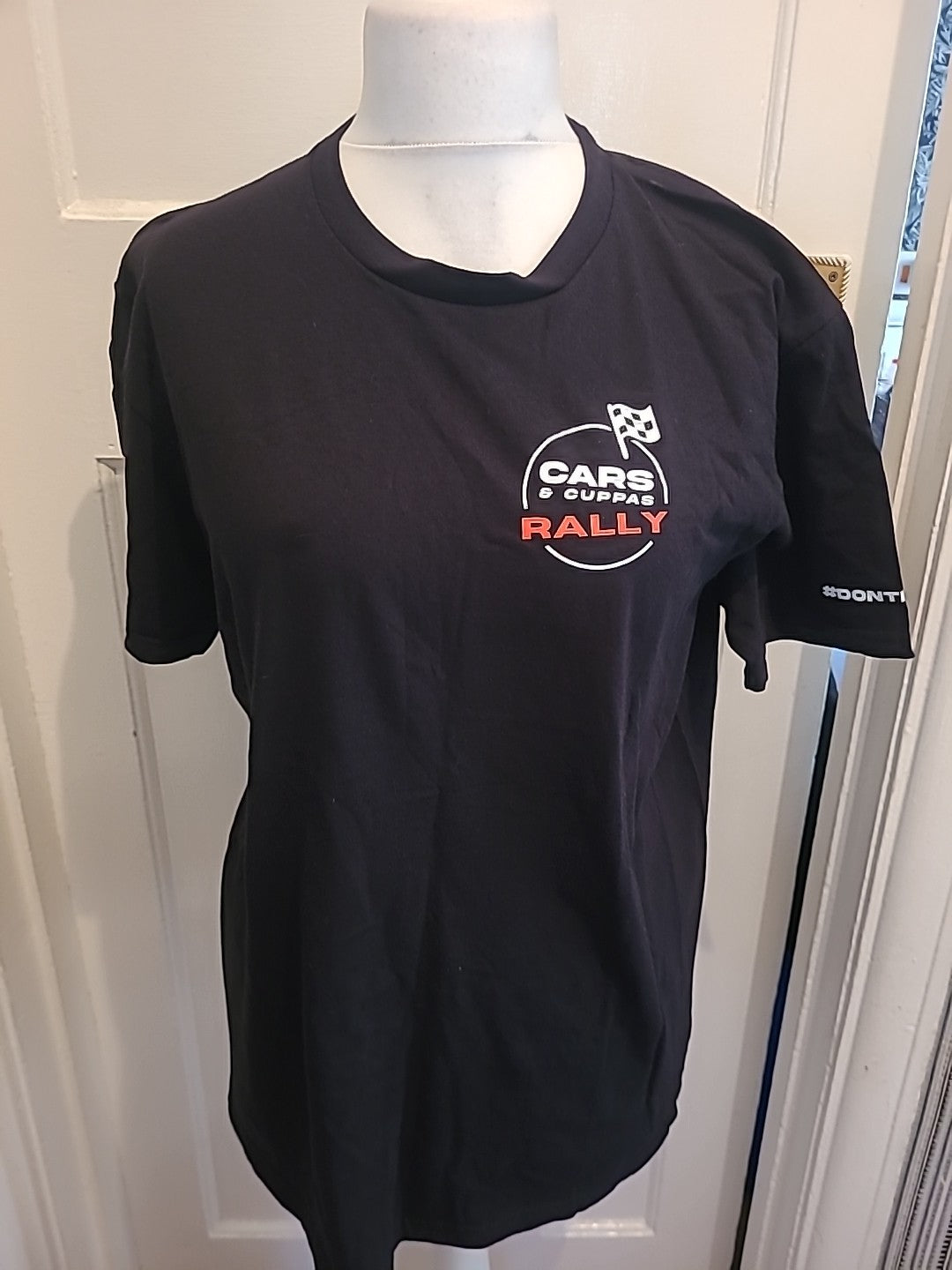 Mens Gildan Size L Black Car Logo Print Short Sleeved Tshirt
