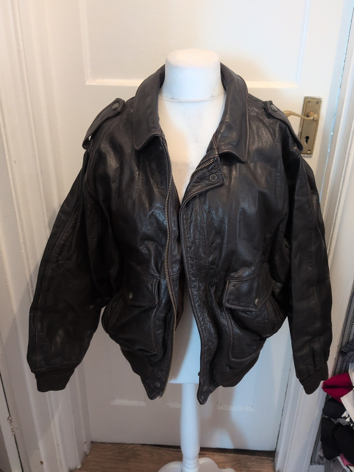 Mens Vera Pelle Size Large Brown Faux Leather 100% Viscose Very Heavy ...