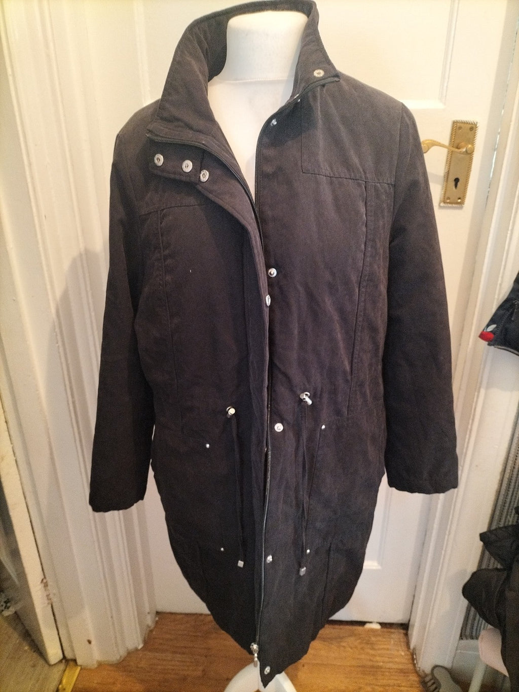 Ladies Bonmarche Size 16 Black Lined Zipped Jacket