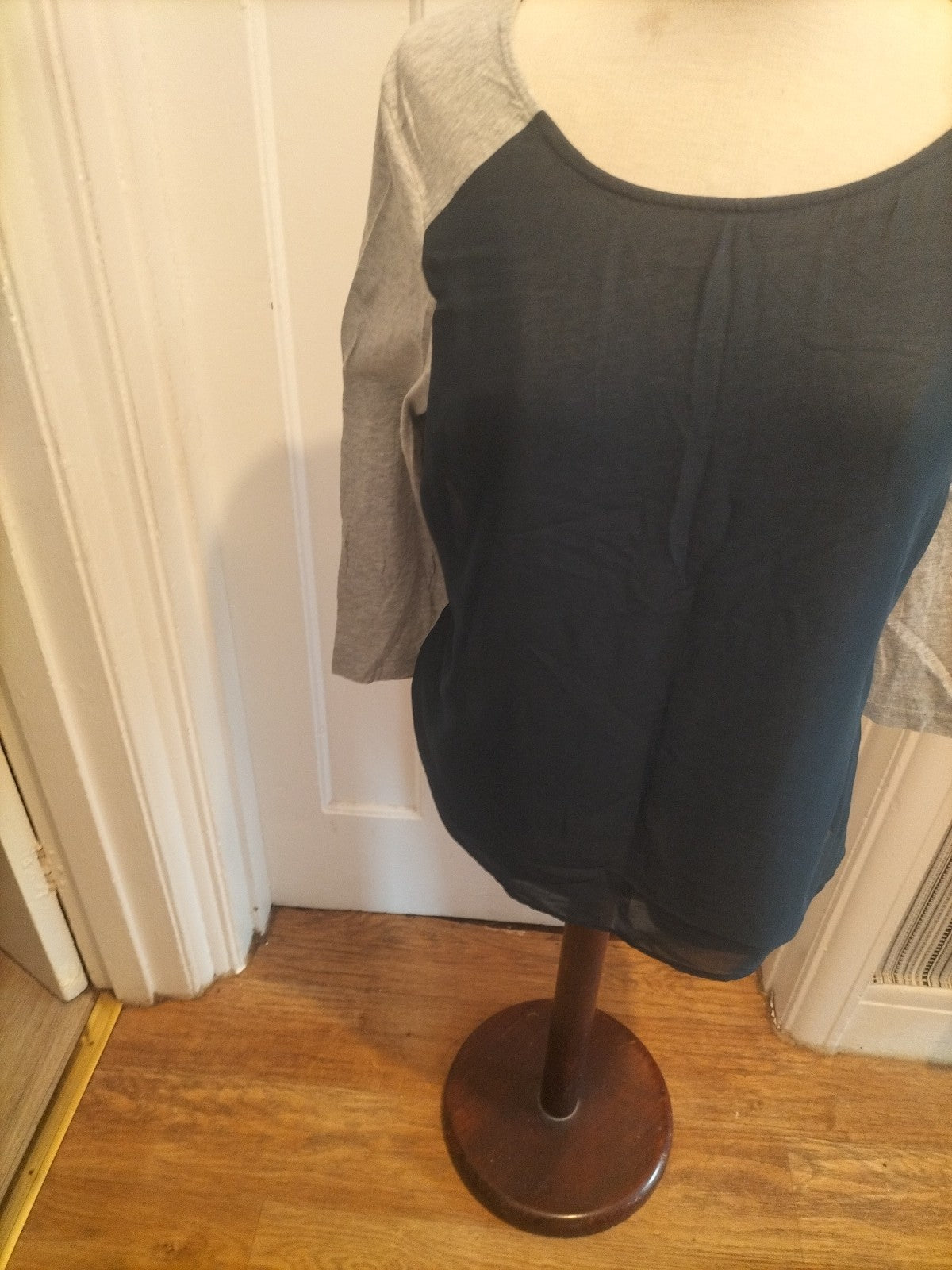 Ladies Crew Clothing Size 10 Navy Grey Long Sleeved Tshirt