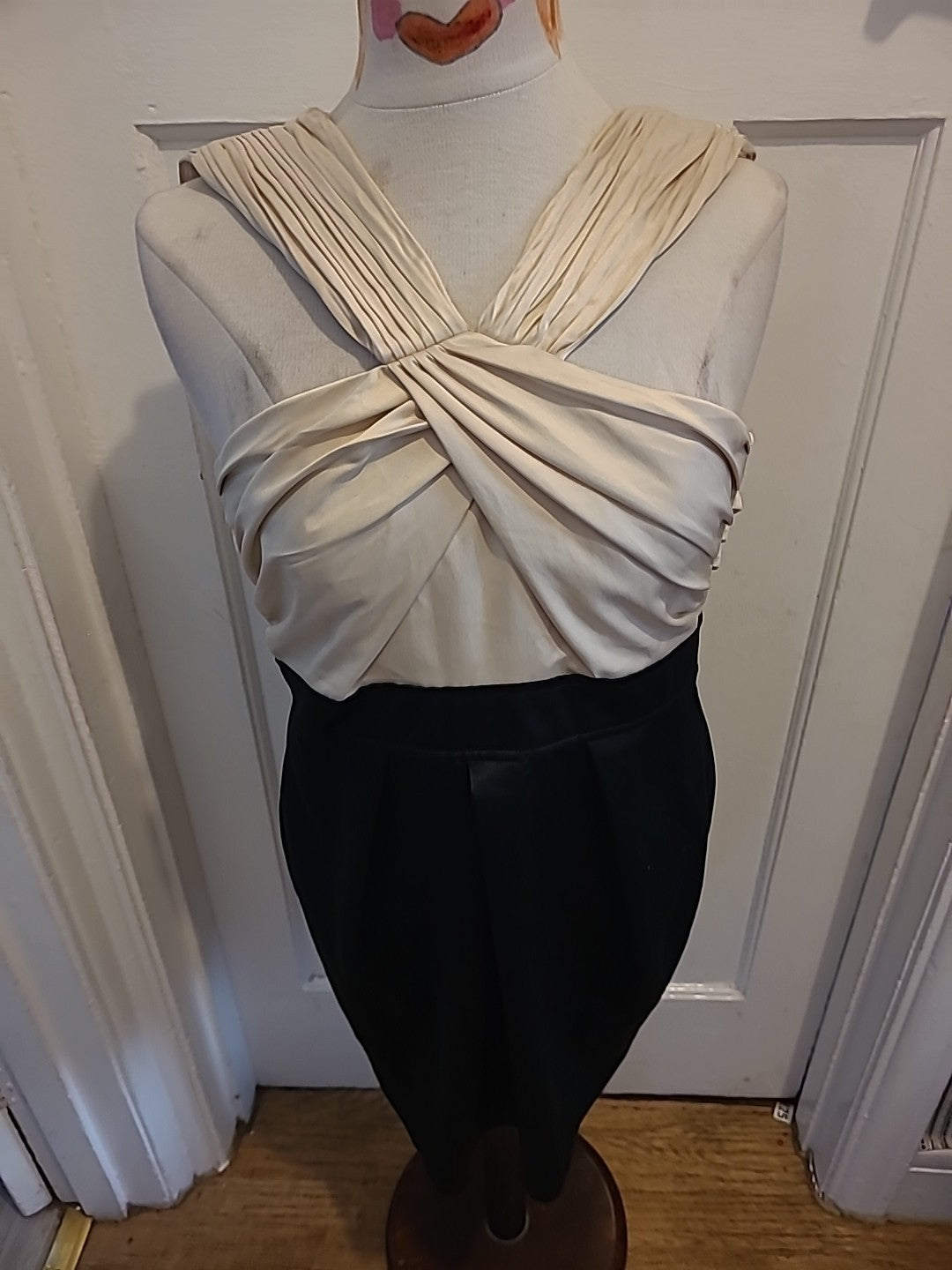 Ladies New Look Size 8 Beige Black Sleeveless Dress