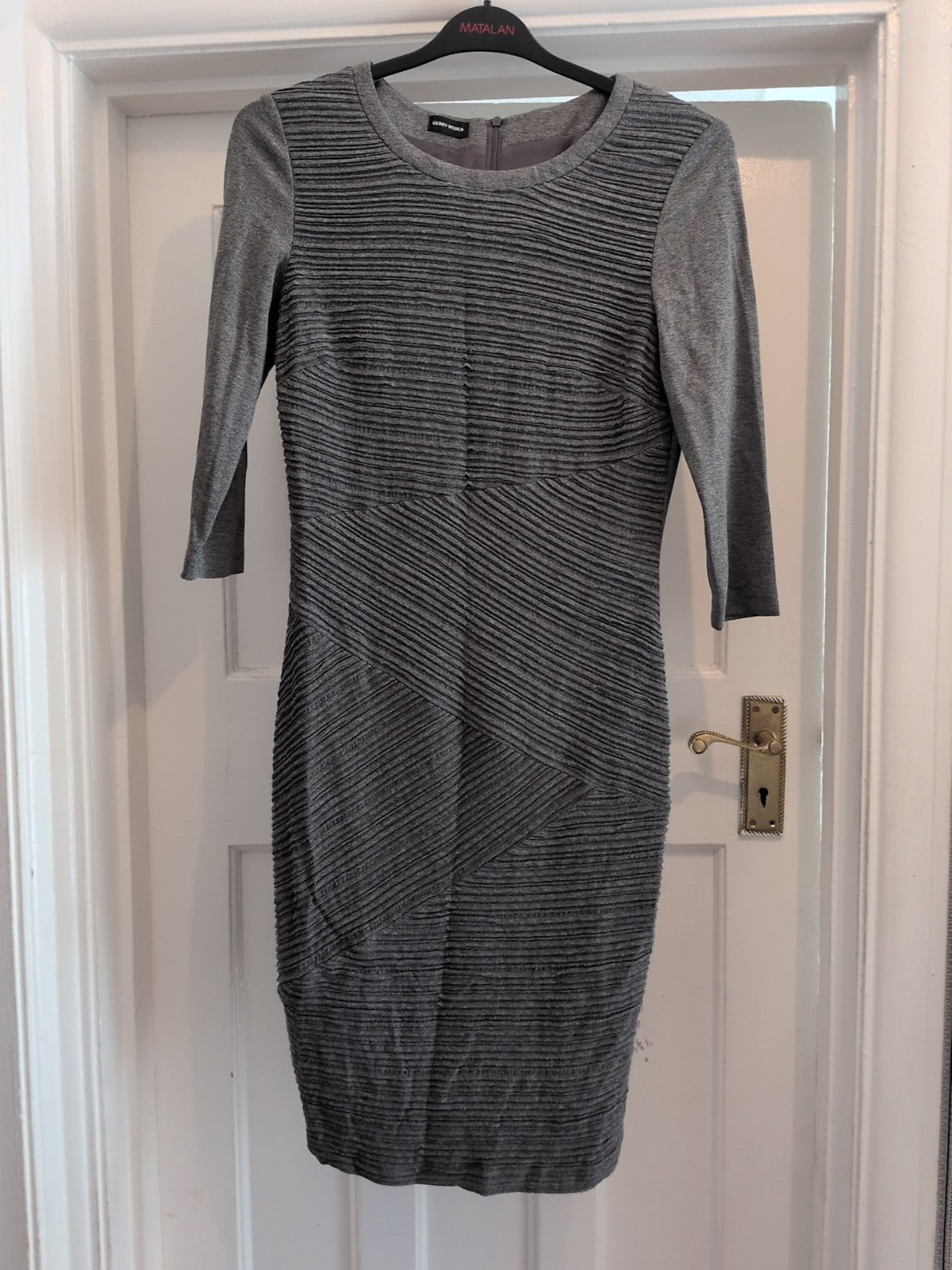 Gerry Weber 10 Grey Texture Lined 3/4 Sleeve Dress