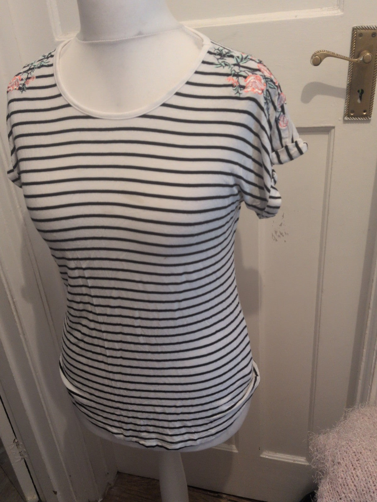 Peacocks 14 Striped Floral Embroidery Short Sleeve Blouse