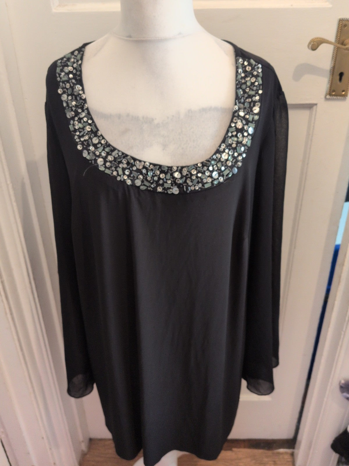 Ladies Evie 22-24 Black Detail On Neck Long Sleeve Blouse Black