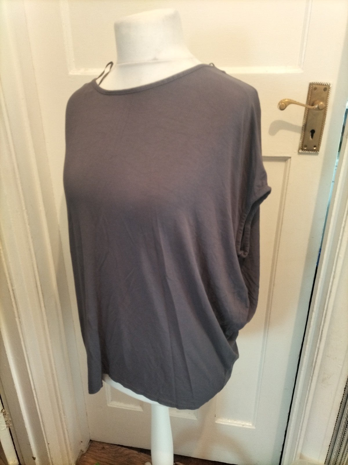 Ladies Apricot Size 8 Charcoal Short Sleeve Blouse