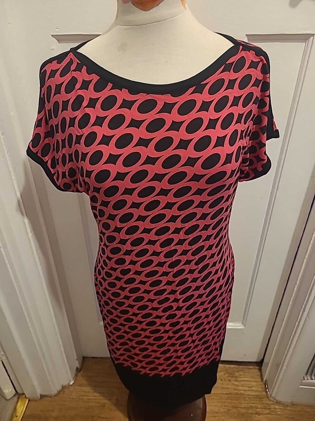 Ladies Marks And Spencer Pink And Black Short Sleeve Dress