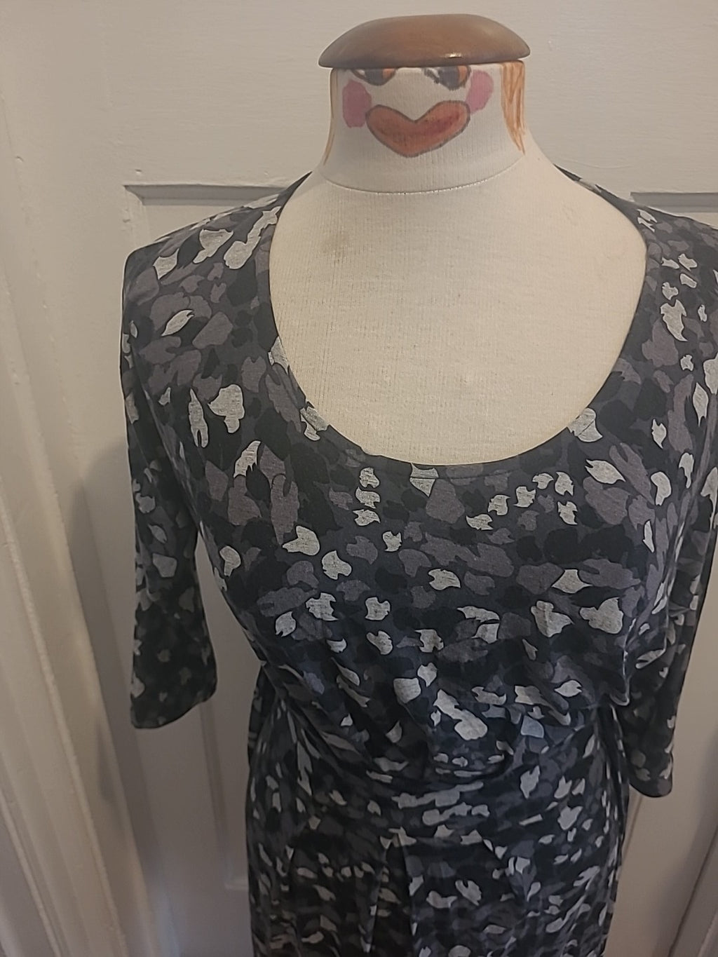 Ladies Laura Ashley Size 8 Camo Style Long Sleeved Dress