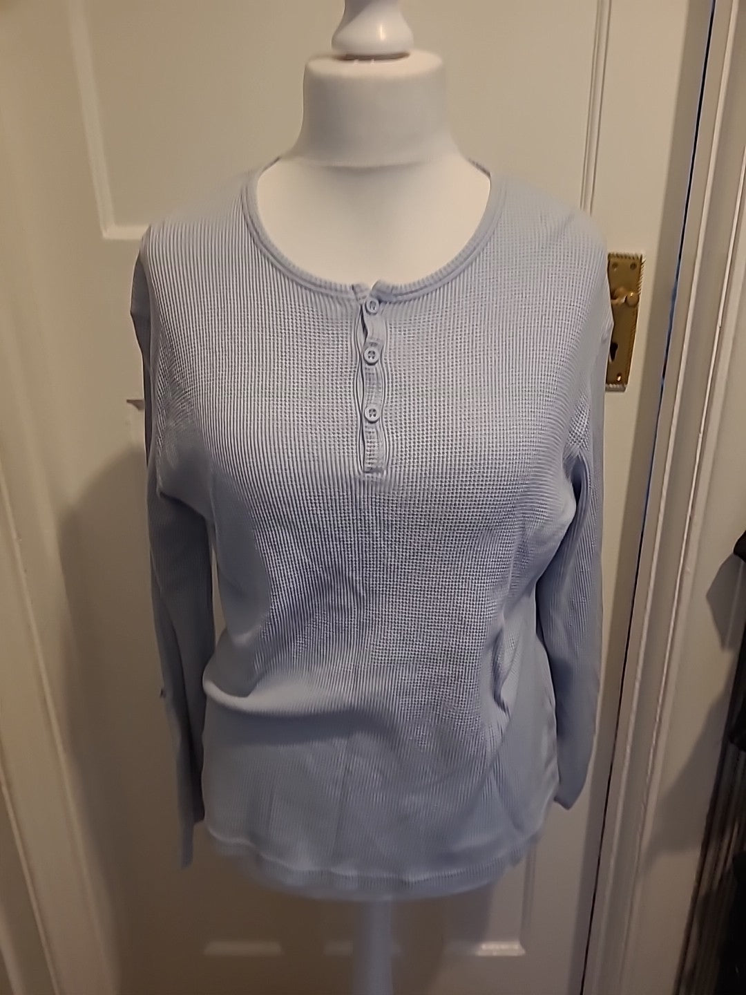 Mens Burton Size Large Textured Pale Blue Long Sleeved Polo